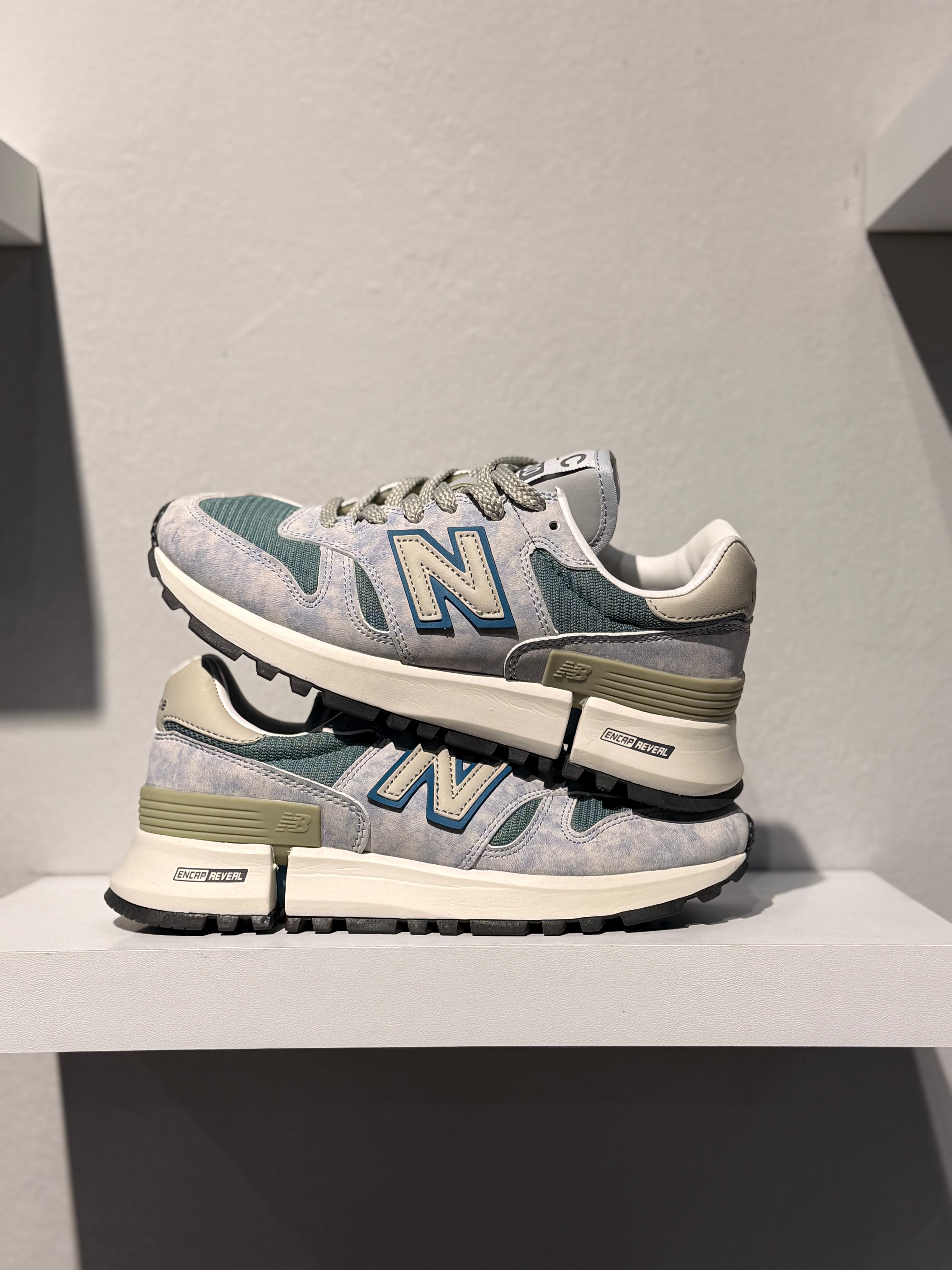 New Balance RC 1300