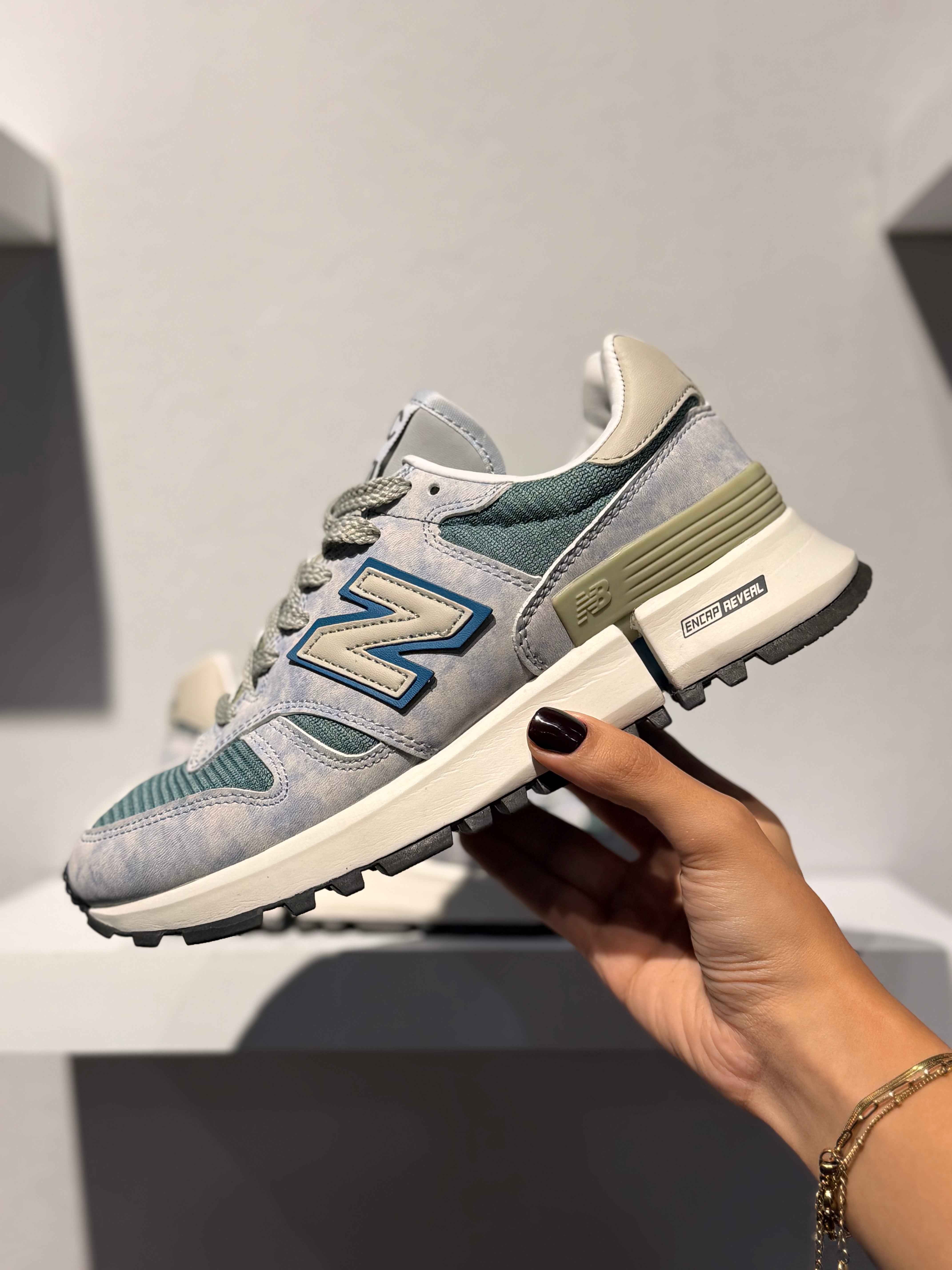 New Balance RC 1300