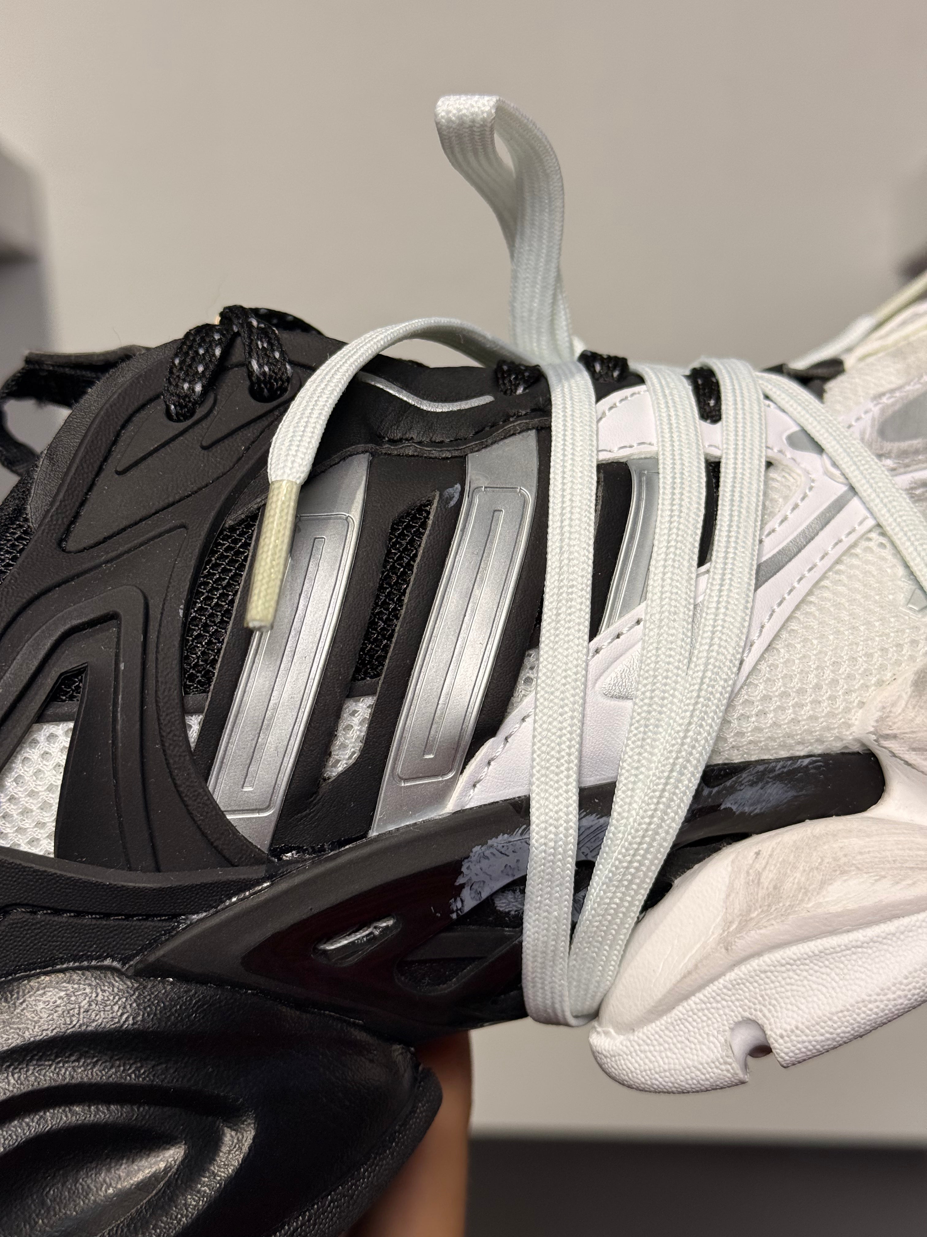 ADIDAS XLG RUNNER DELUXE