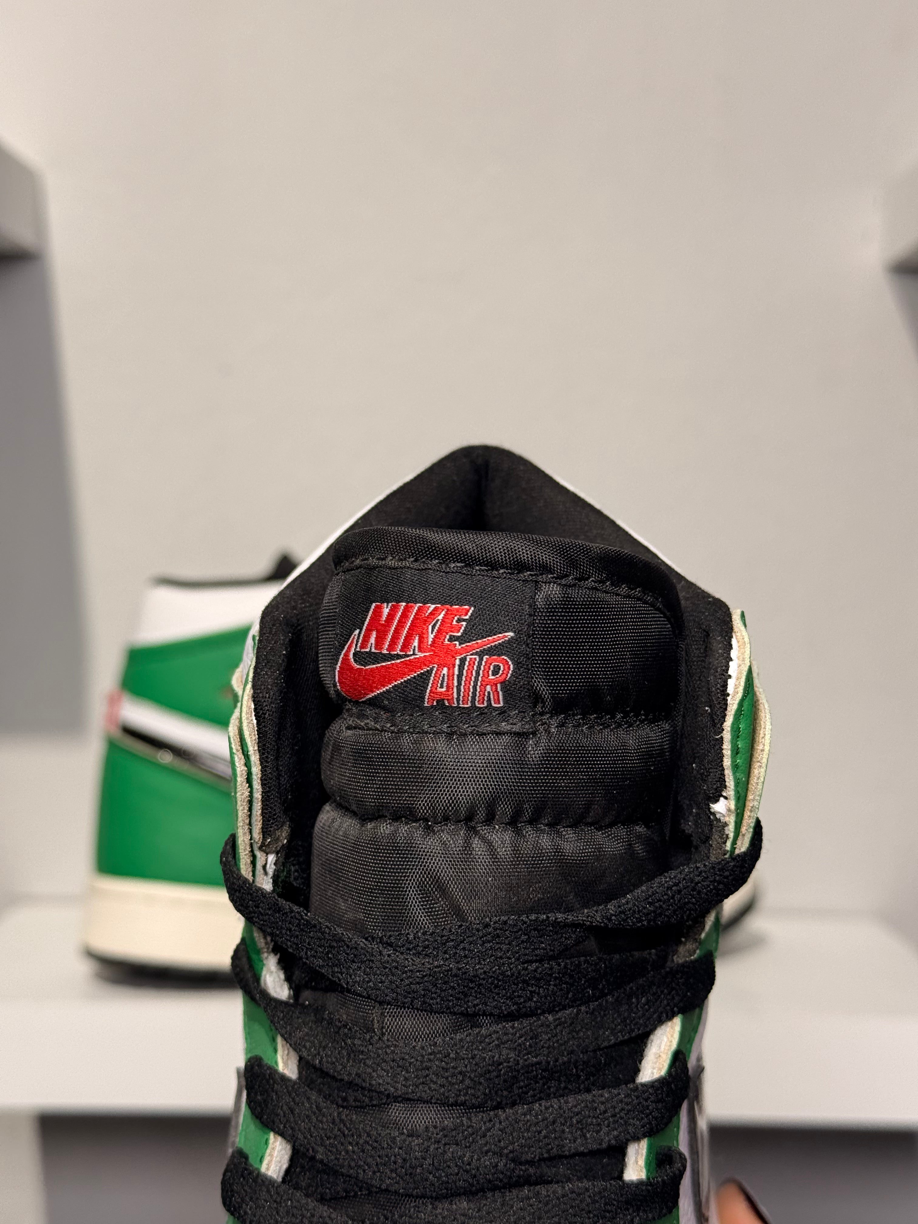 AIR JORDAN 1 WMNS RETRO HIGH LUCKY GREEN