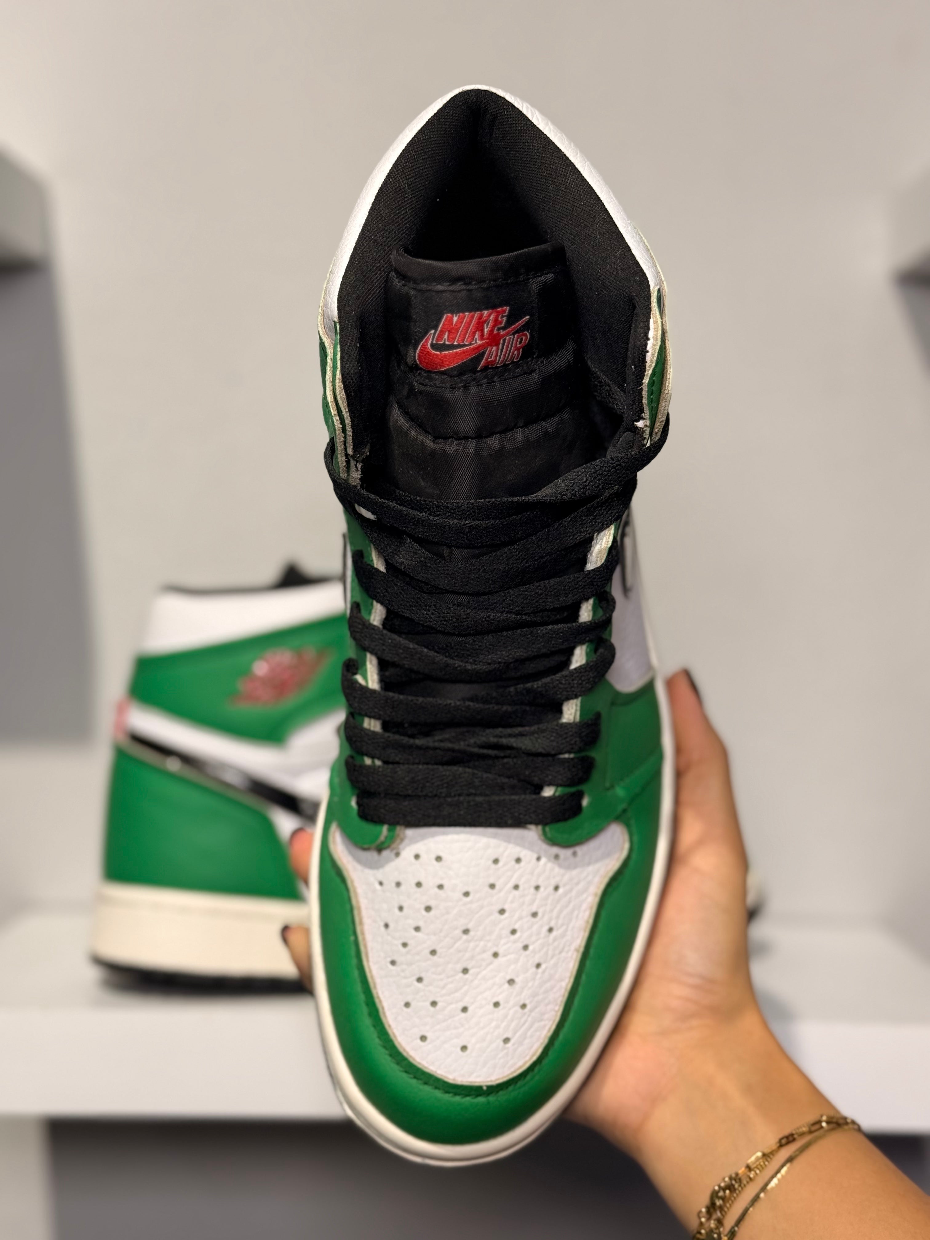 AIR JORDAN 1 WMNS RETRO HIGH LUCKY GREEN