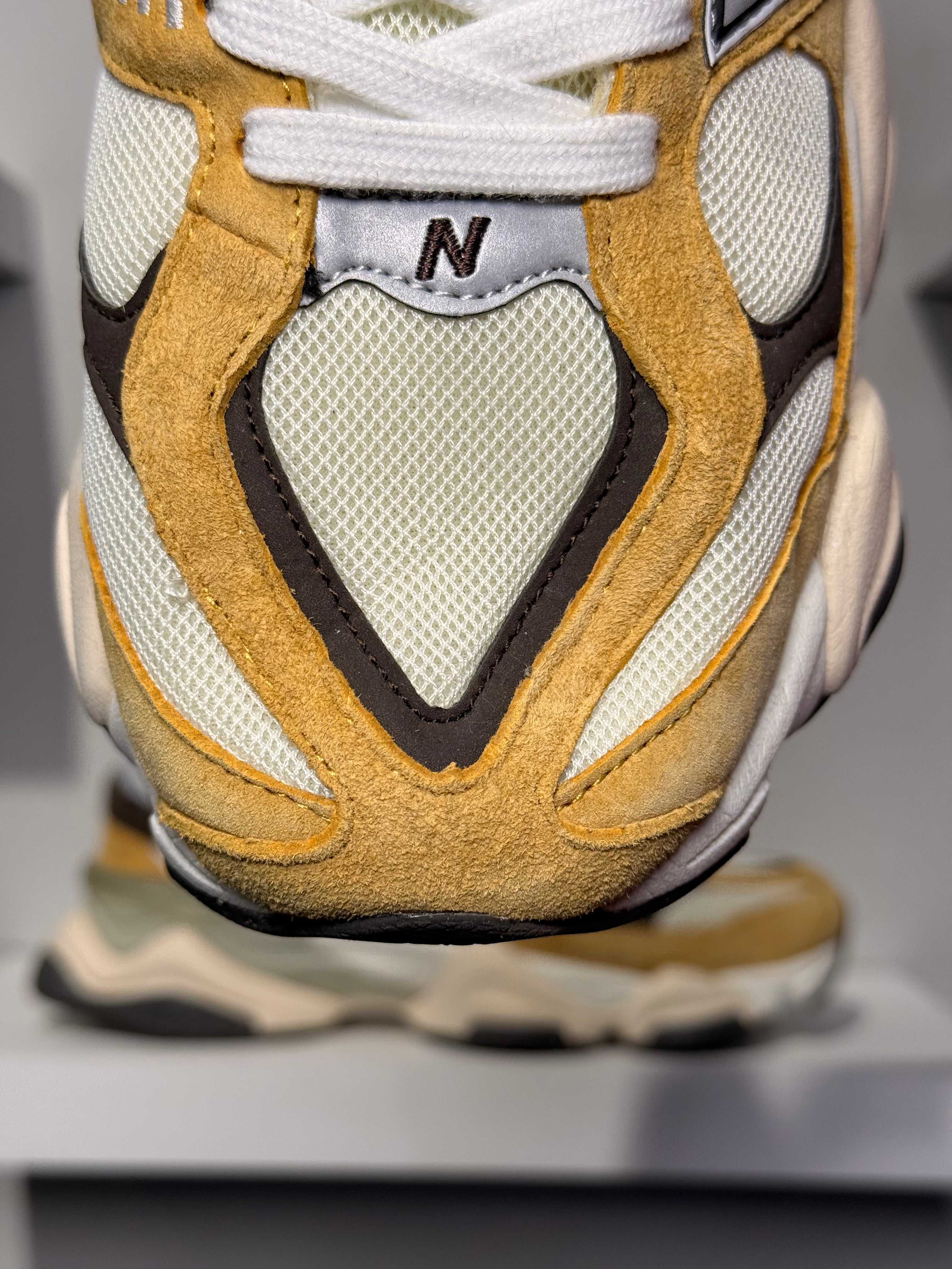 NEW BALANCE 9060 WORKWEAR