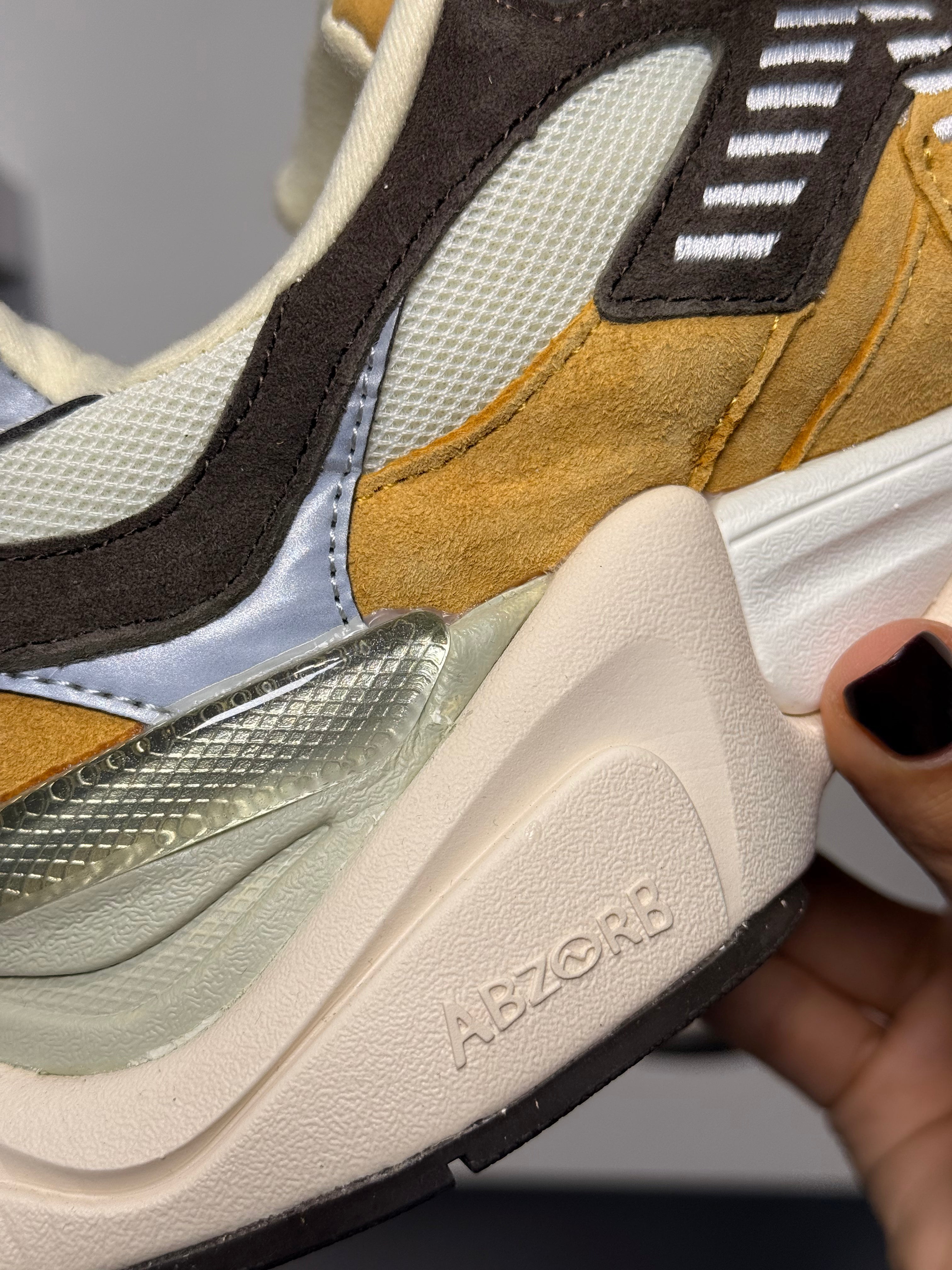 NEW BALANCE 9060 WORKWEAR