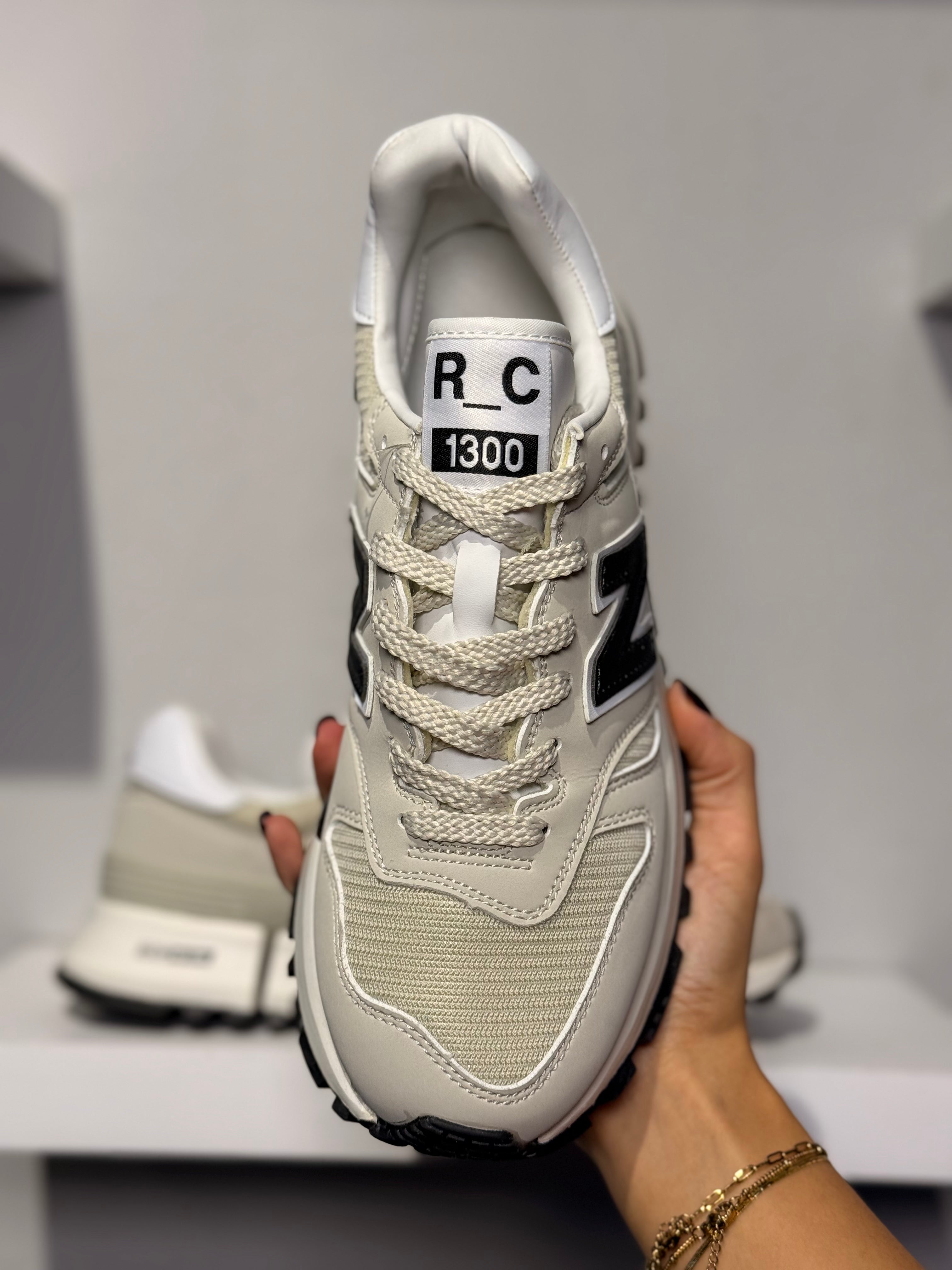 NEW BALANCE RC 1300