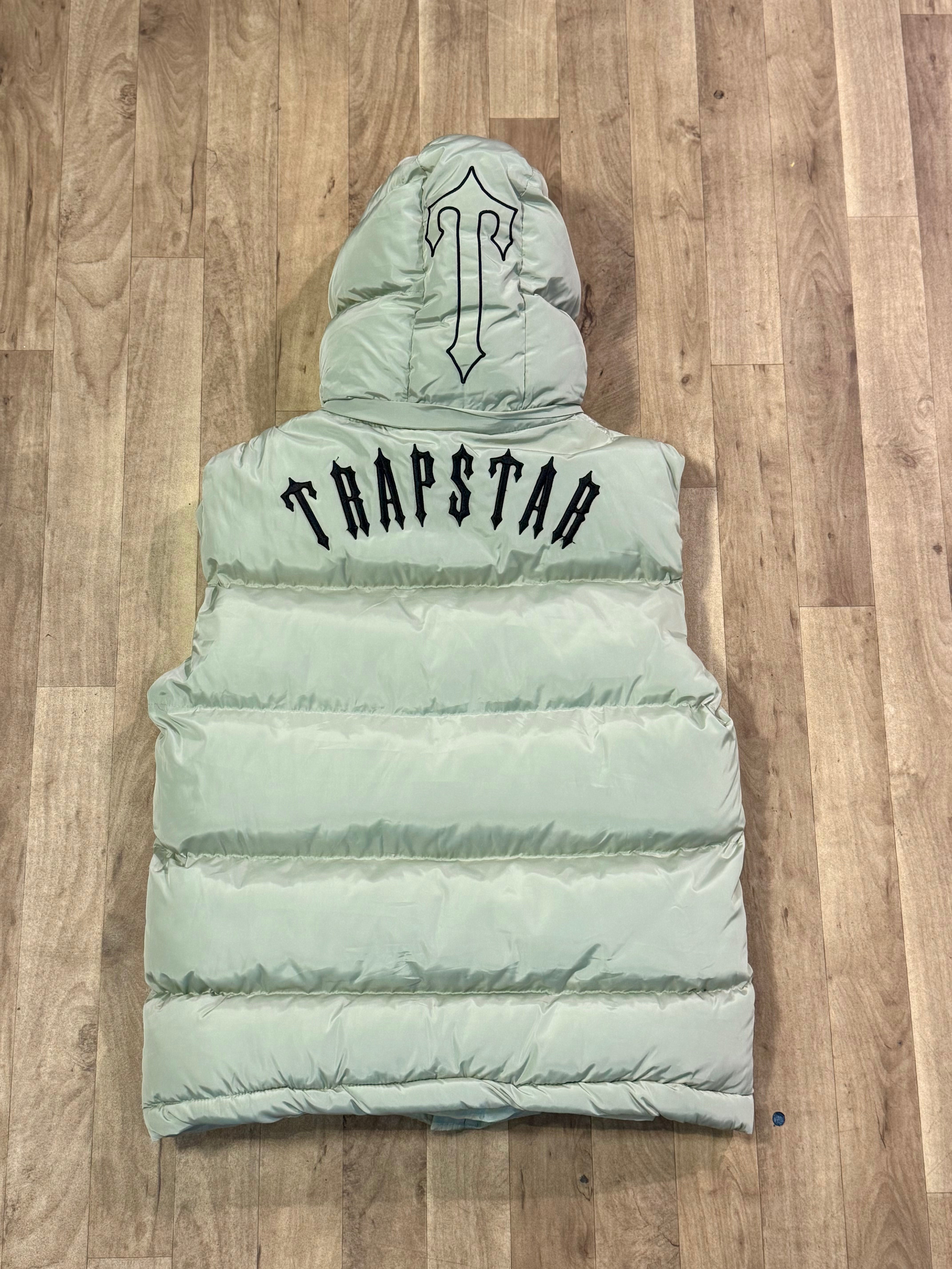 TRAPSTAR SLEEVELESS JACKET