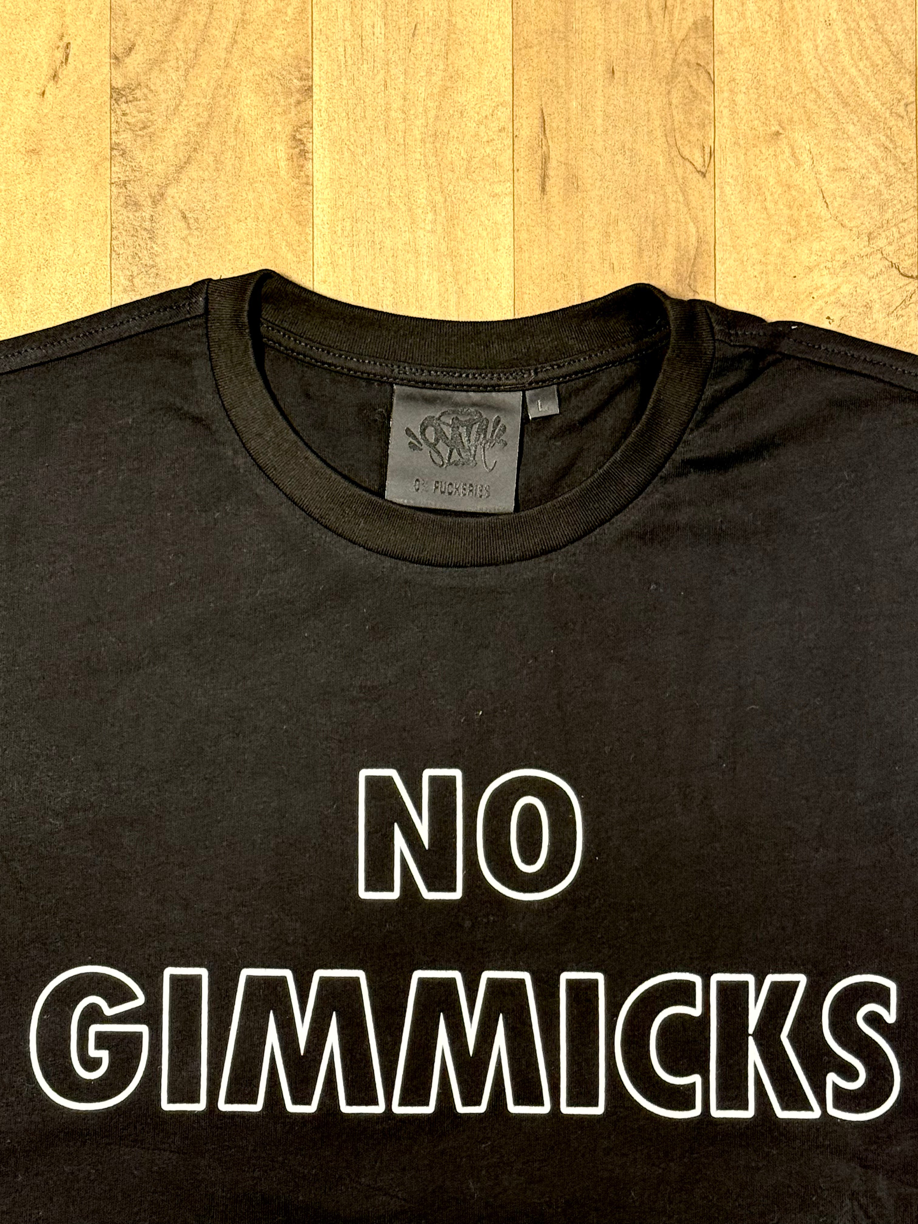 T-SHIRT SYNA WORLD NO GIMMICKS