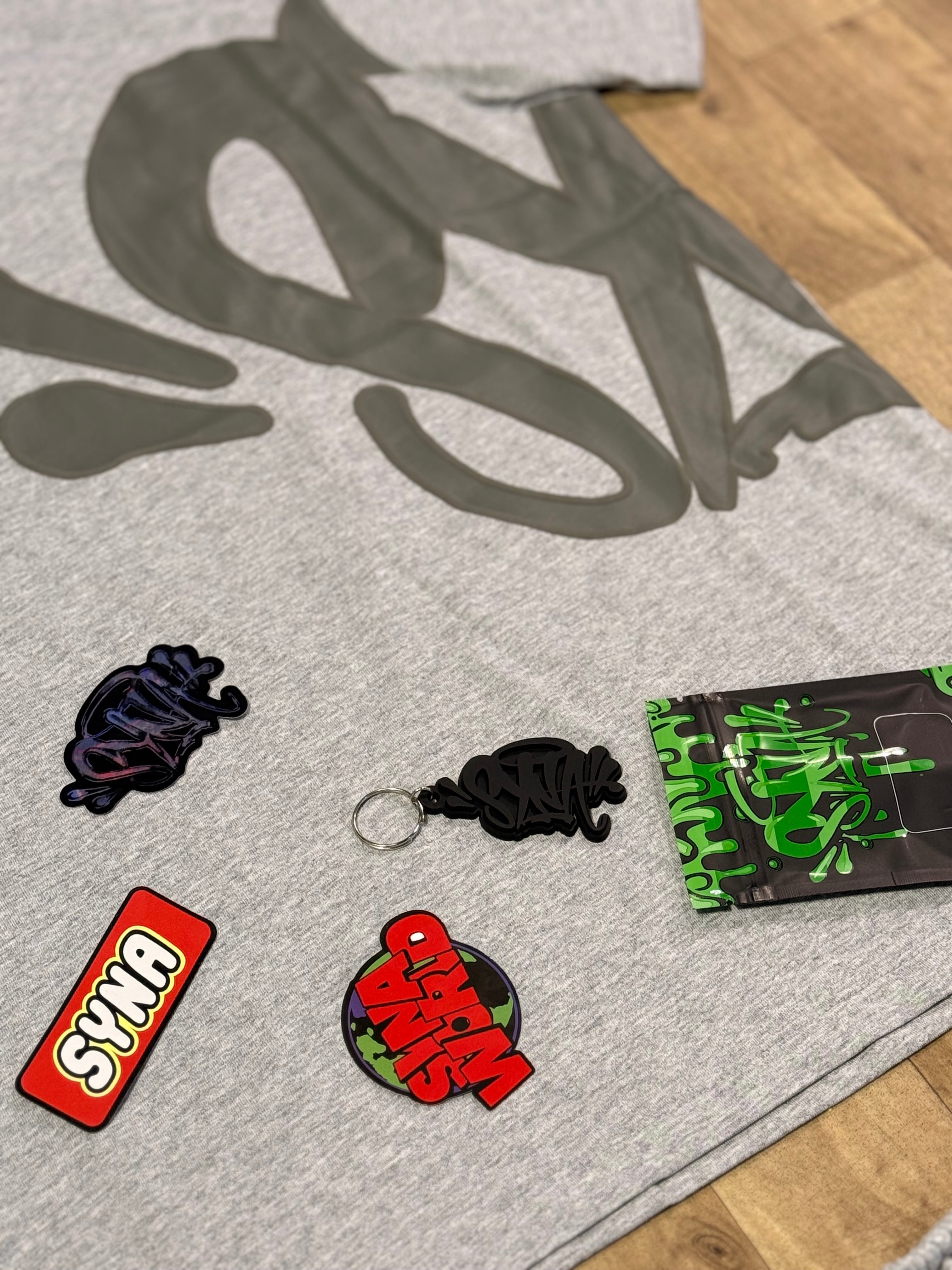 SYNA WORLD SET GREY
