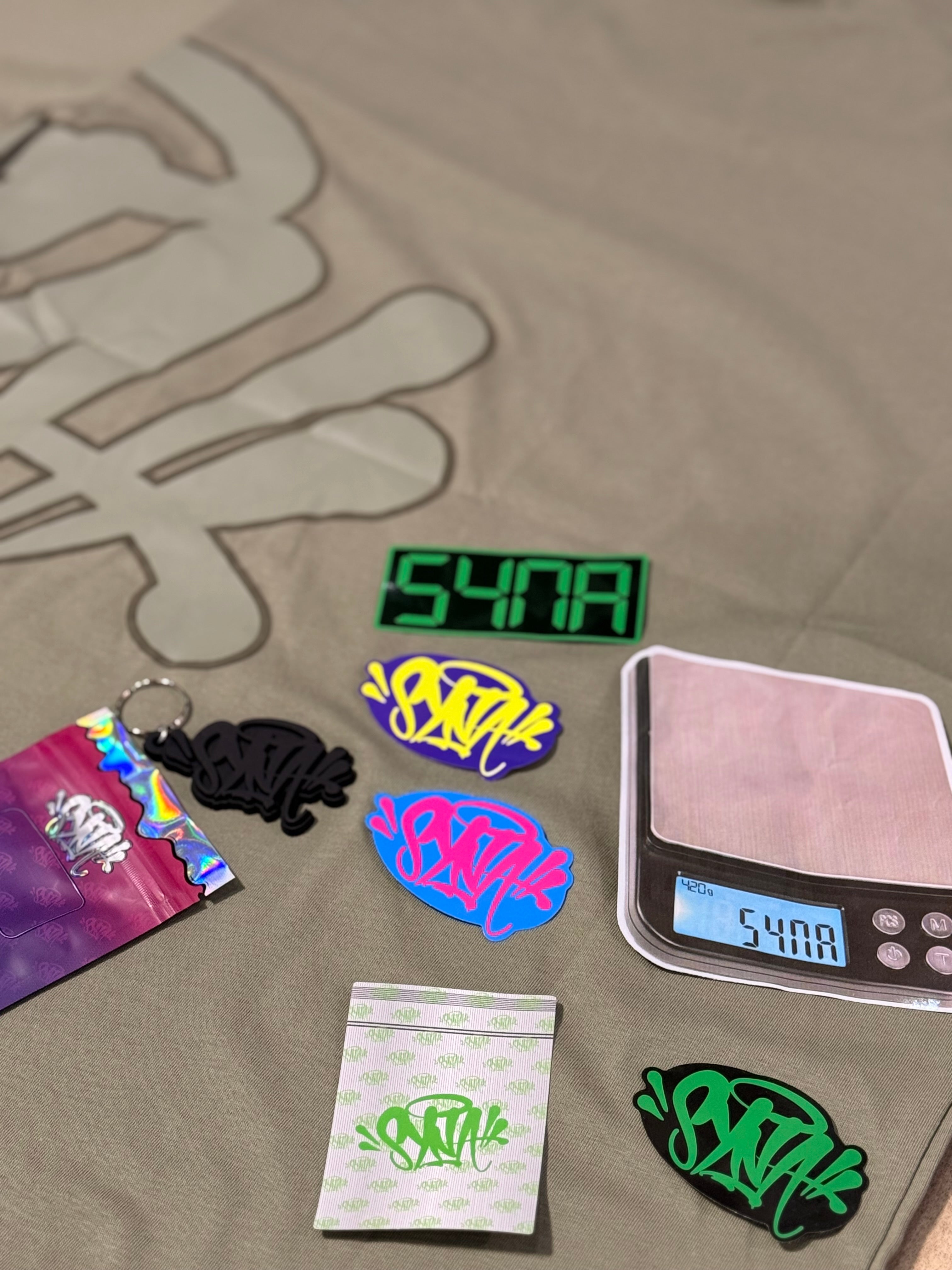 SYNA WORLD SET GREEN