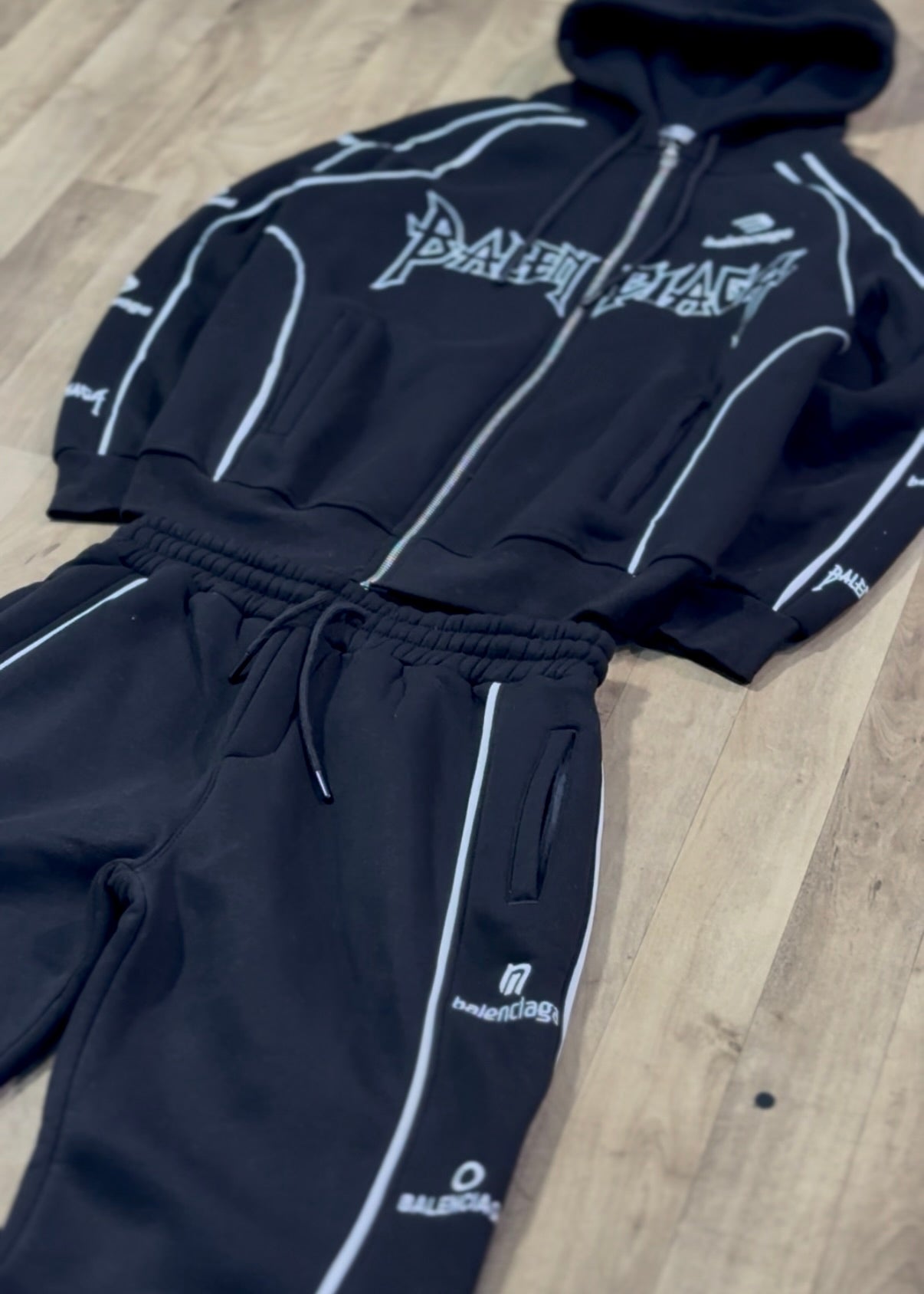 BALENCIAGA TRACKSUIT BLACK