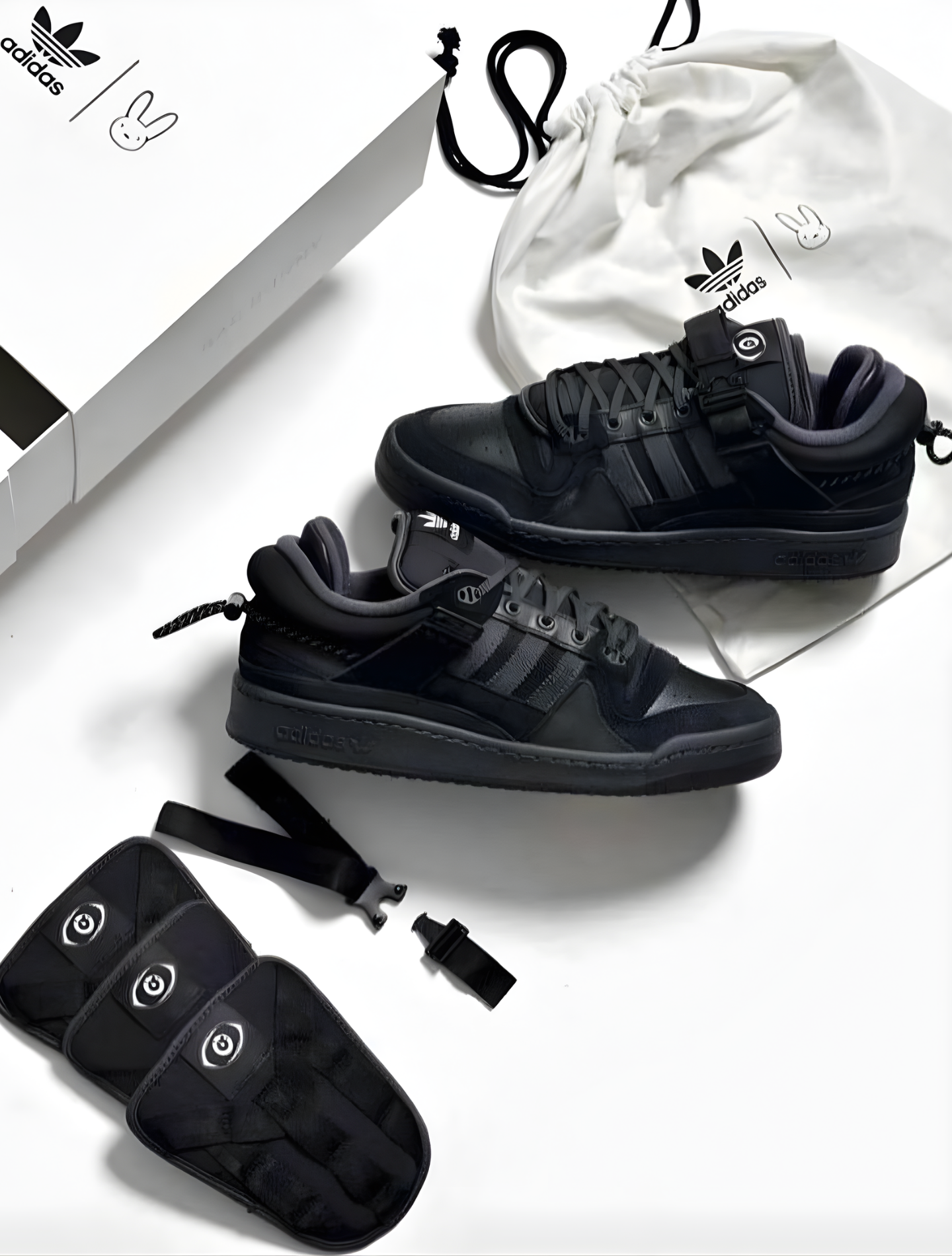 BAD BUNNY X ADIDAS FORUM 84 LOW ‘TRIPLE BLACK’