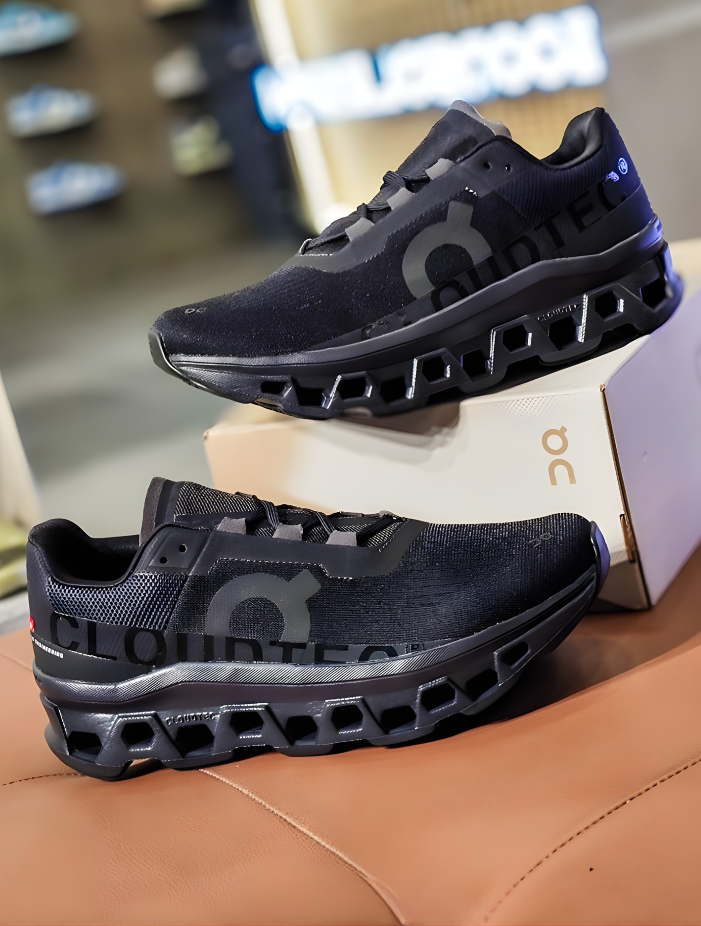 ON CLOUDMONSTER 1 TRIPLE BLACK