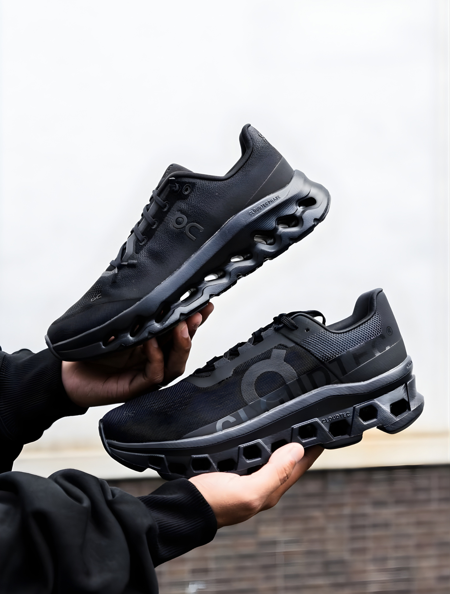 ON CLOUDMONSTER 1 TRIPLE BLACK