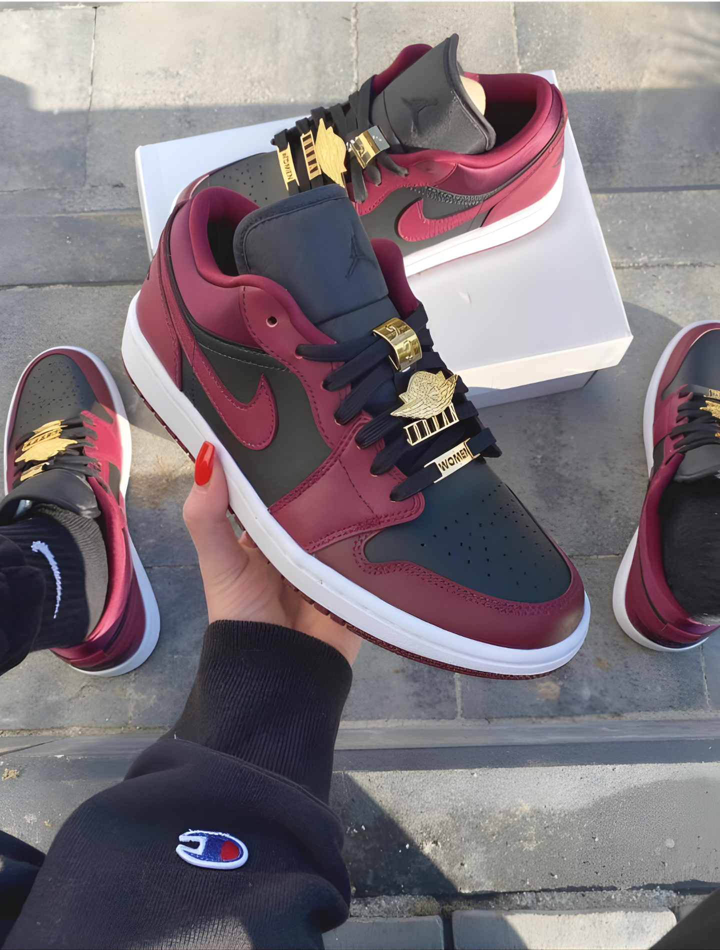 NIKE AIR JORDAN 1 LOW SE BLACK DARK BEETROOT