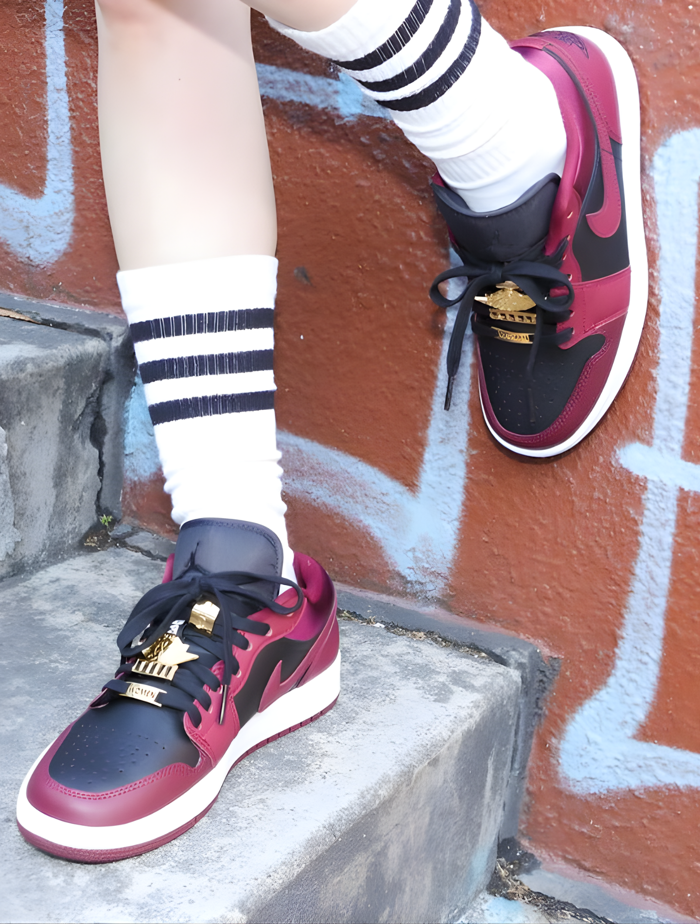 NIKE AIR JORDAN 1 LOW SE BLACK DARK BEETROOT