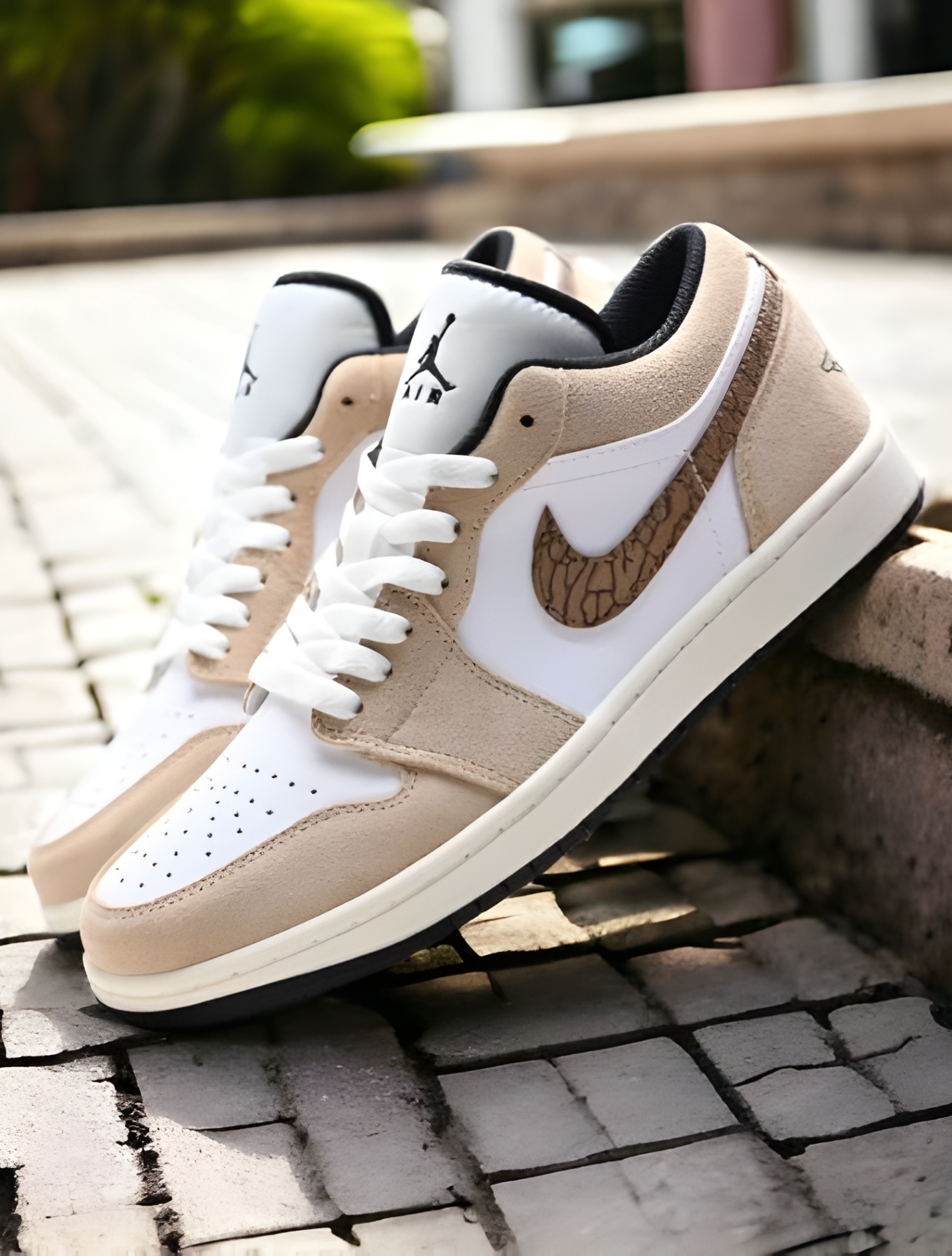 NIKE AIR JORDAN 1 LOW SE BROWN ELEPHANT