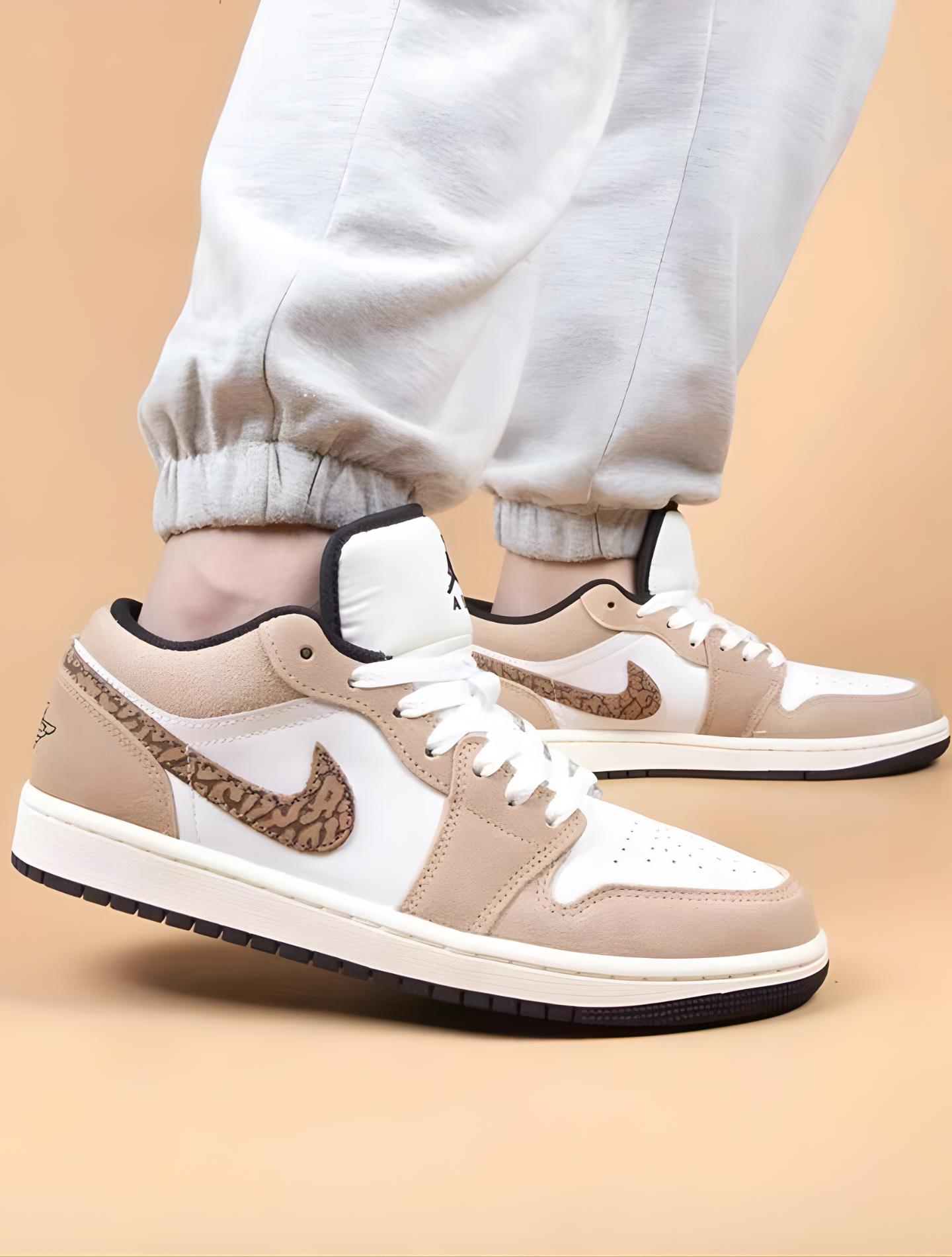 NIKE AIR JORDAN 1 LOW SE BROWN ELEPHANT