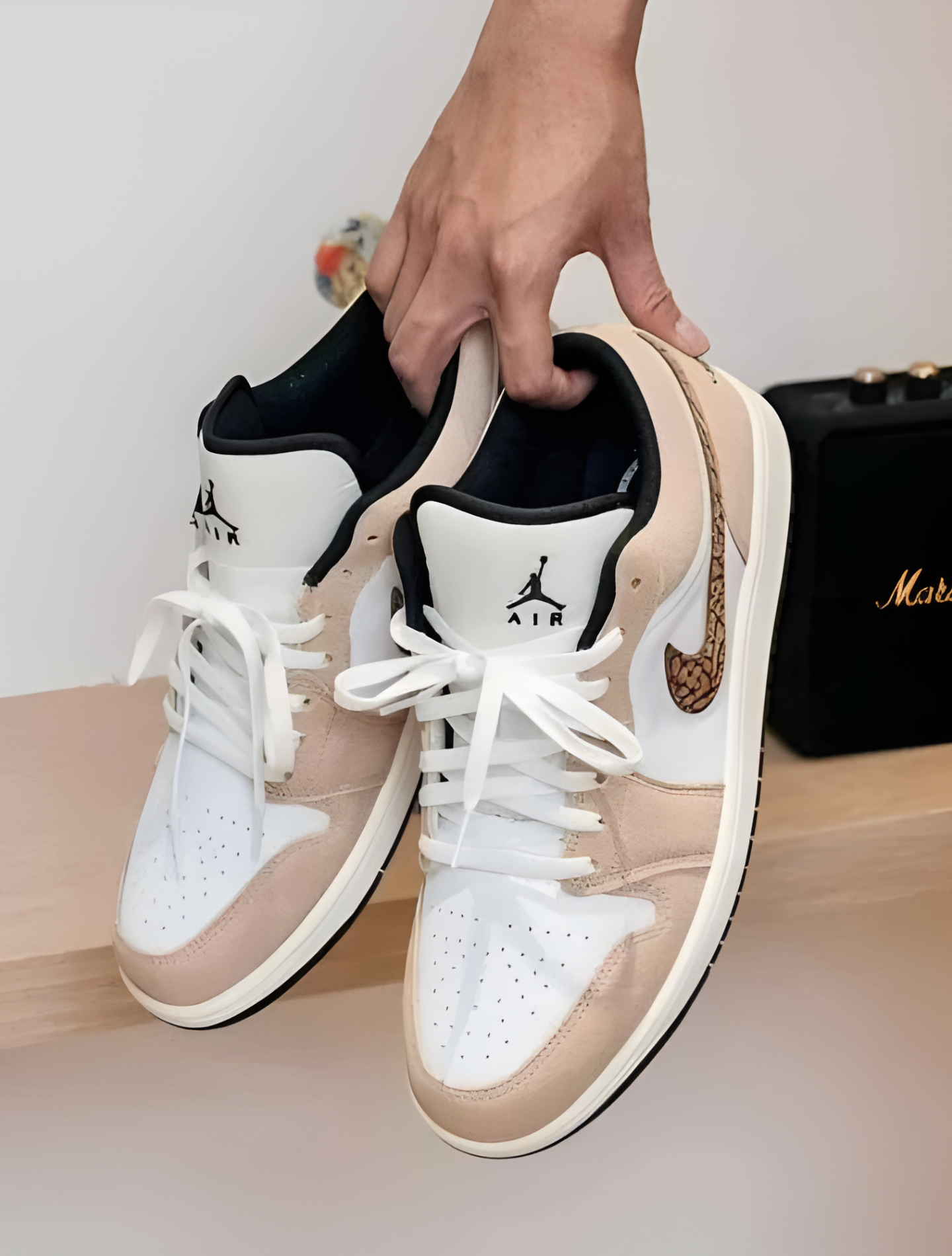 NIKE AIR JORDAN 1 LOW SE BROWN ELEPHANT