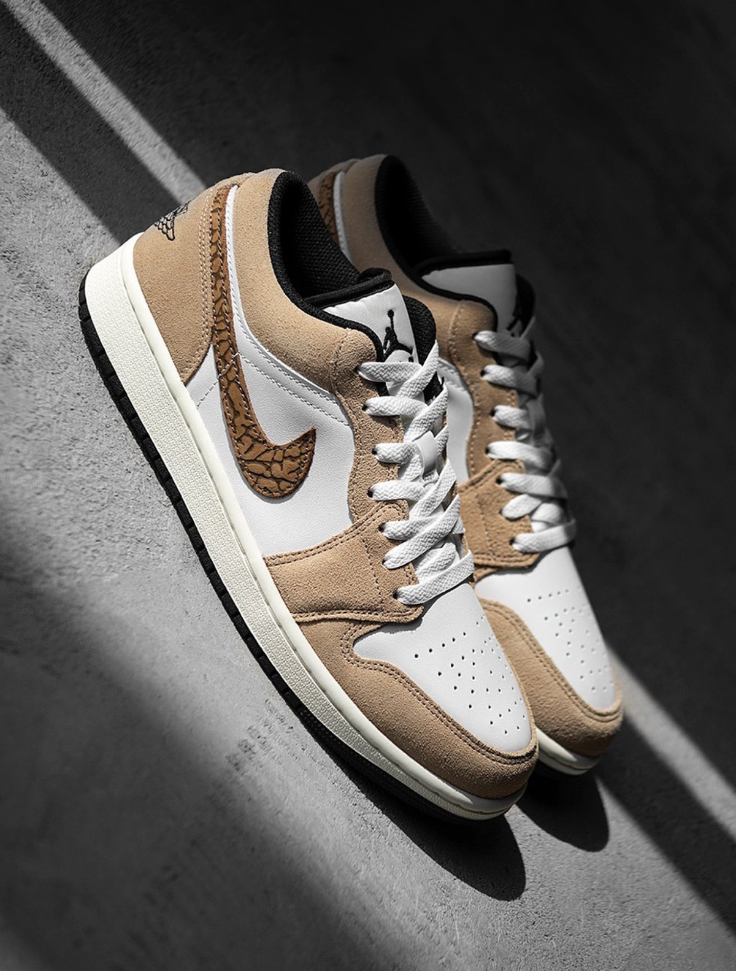 NIKE AIR JORDAN 1 LOW SE BROWN ELEPHANT
