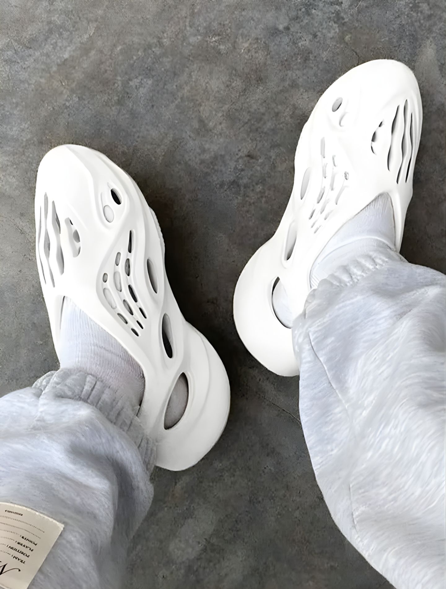 YEEZY FOAM RUNNER WHITE