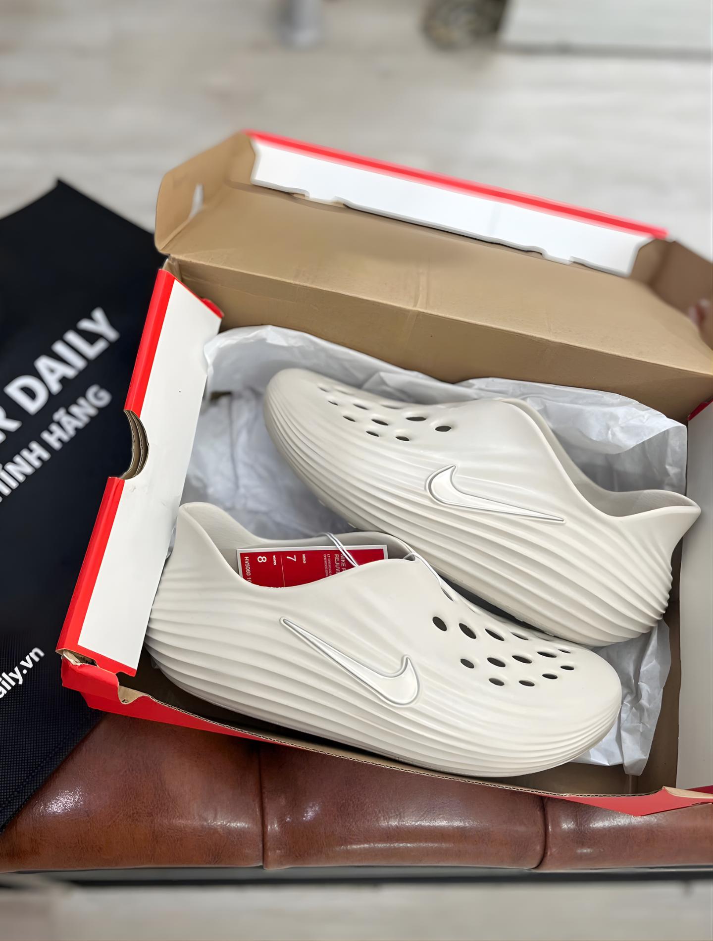 NIKE REACT X REJUVEN 8 Light Orewood Brown