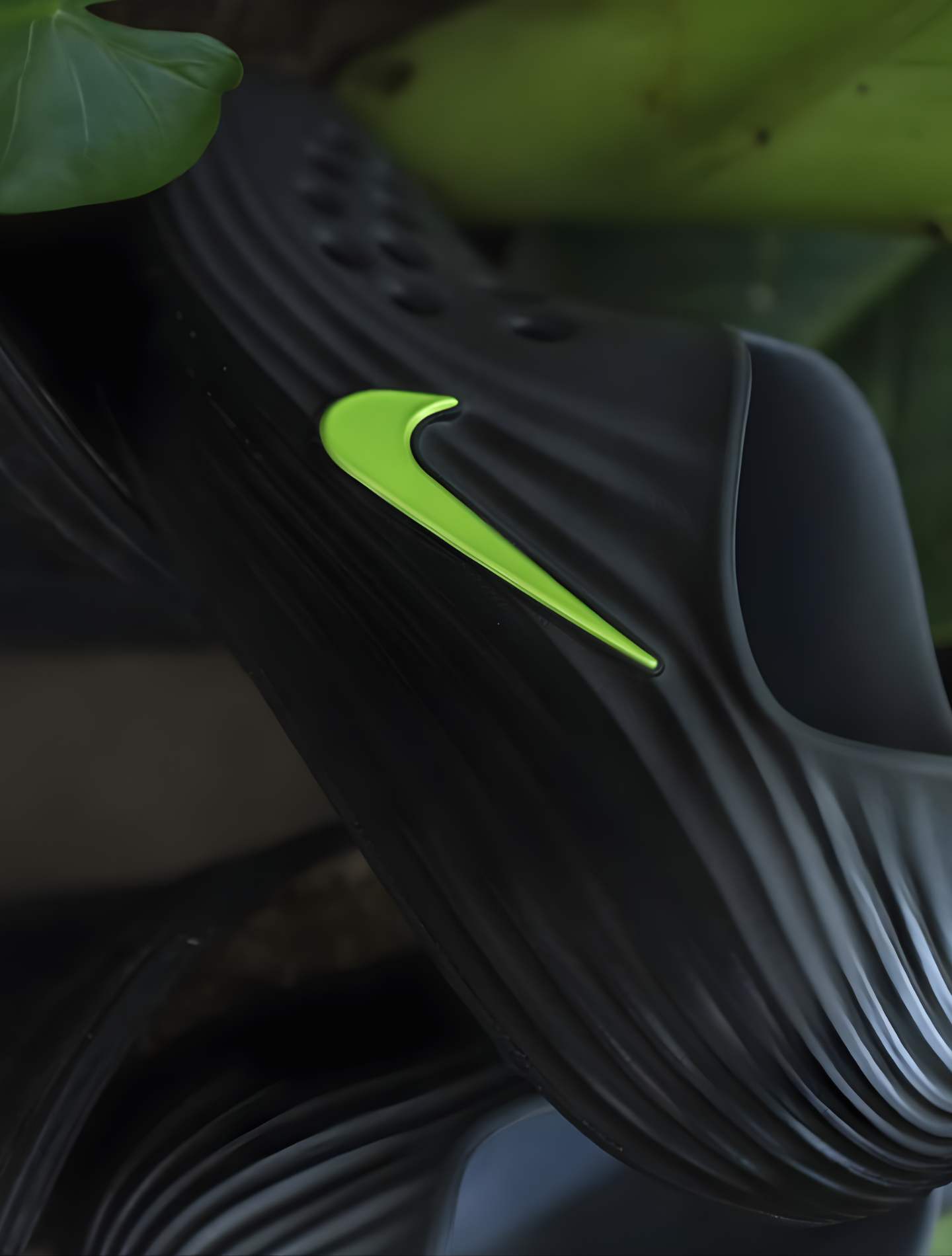 NIKE REACT X REJUVEN8 BLACK VOLT