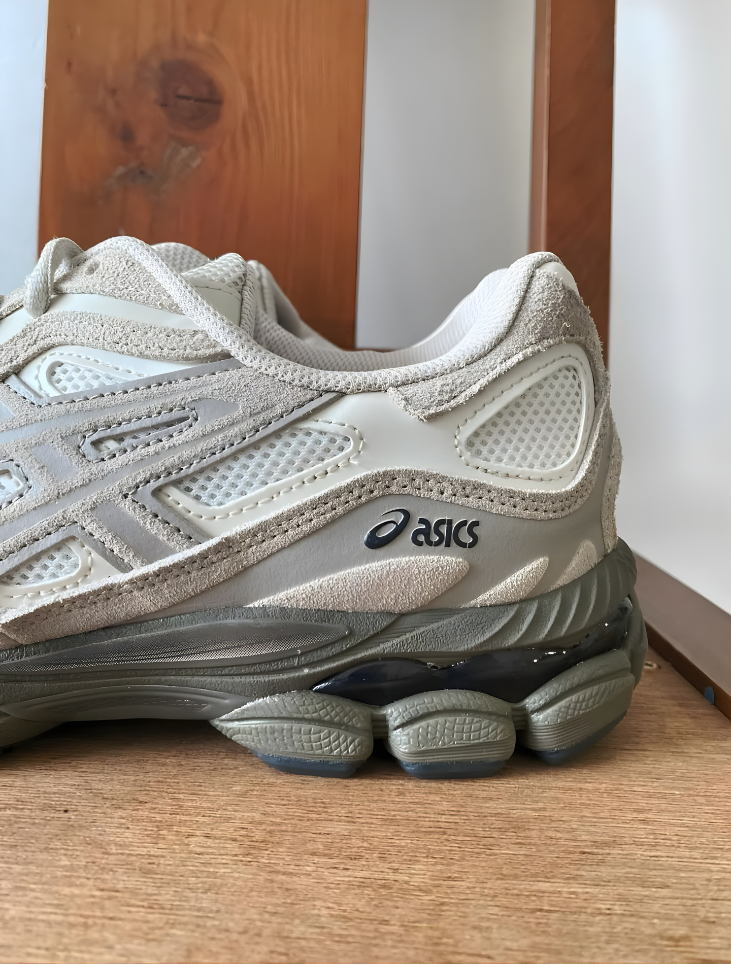 ASICS GEL-NYC CREAM PUTTY