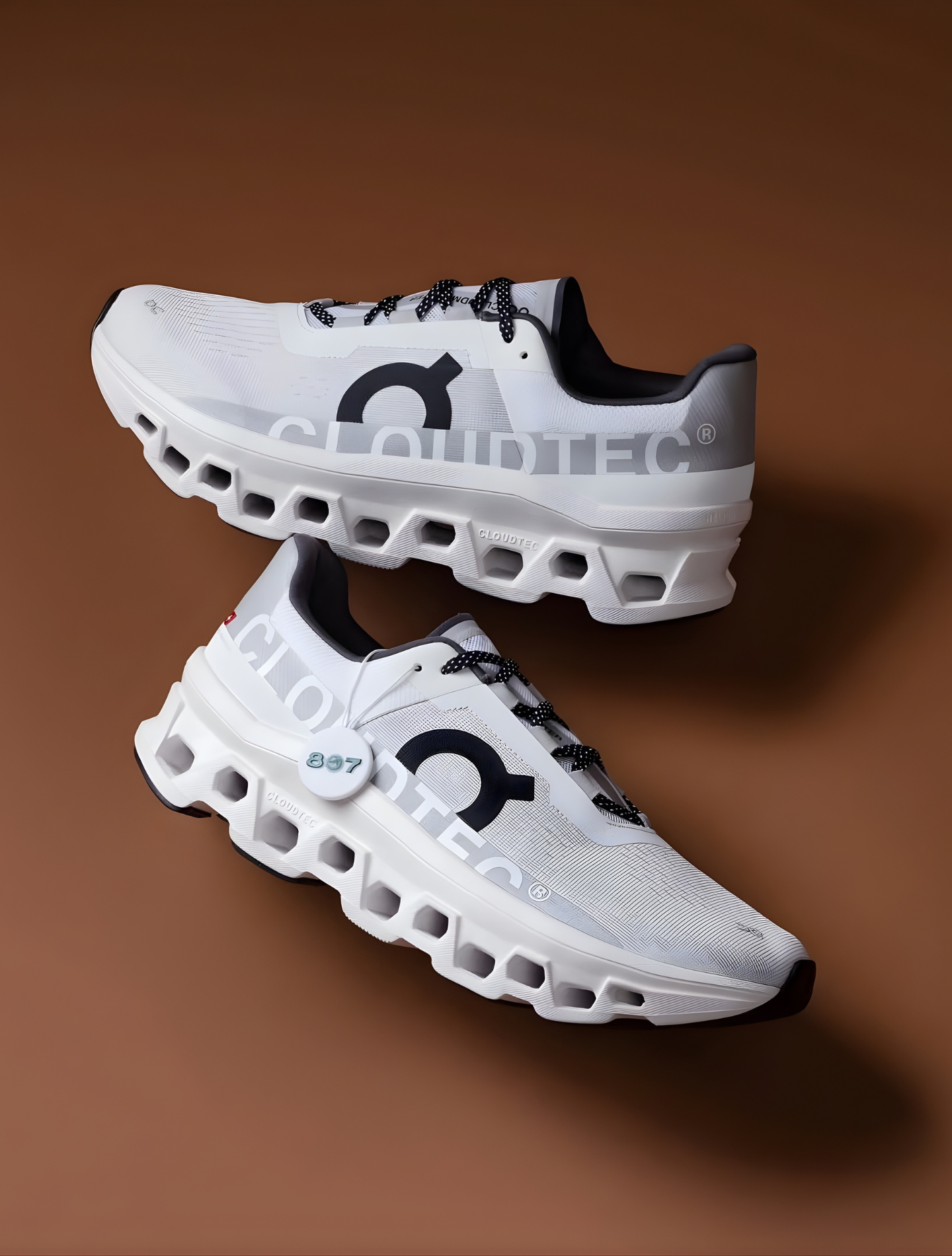 ON CLOUDMONSTER WHITE BLACK
