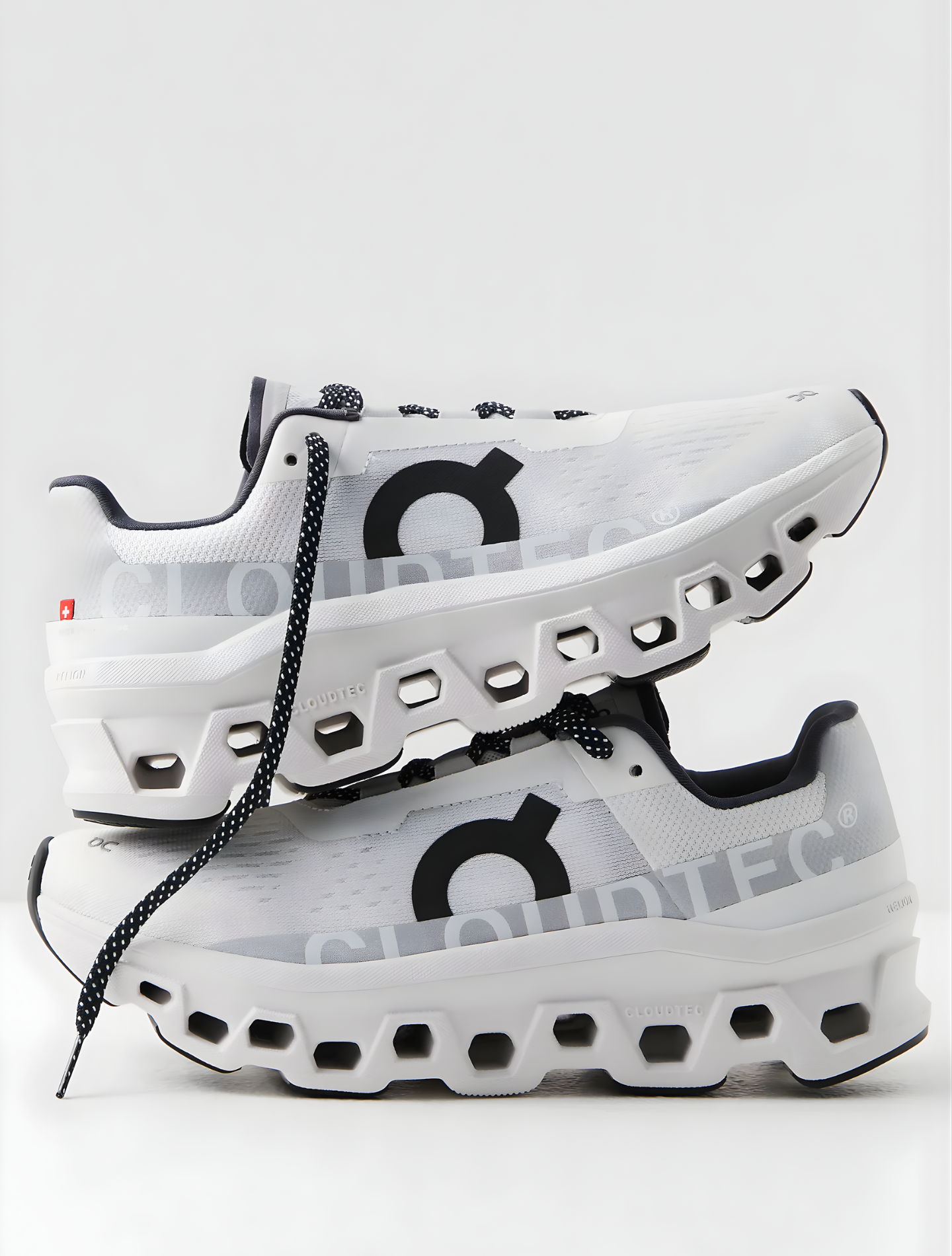 ON CLOUDMONSTER WHITE BLACK