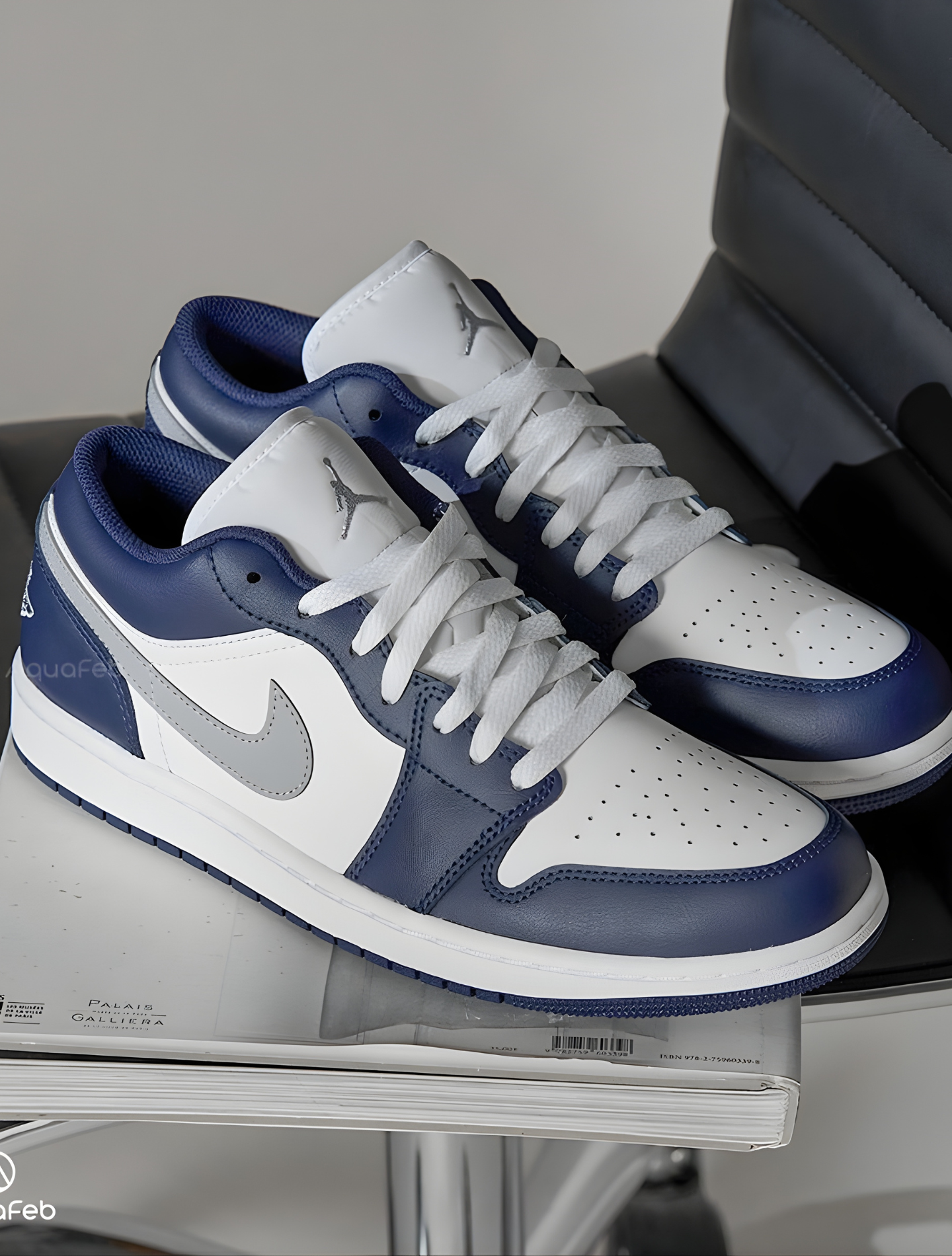 AIR JORDAN 1 LOW MIDNIGHT NAVY