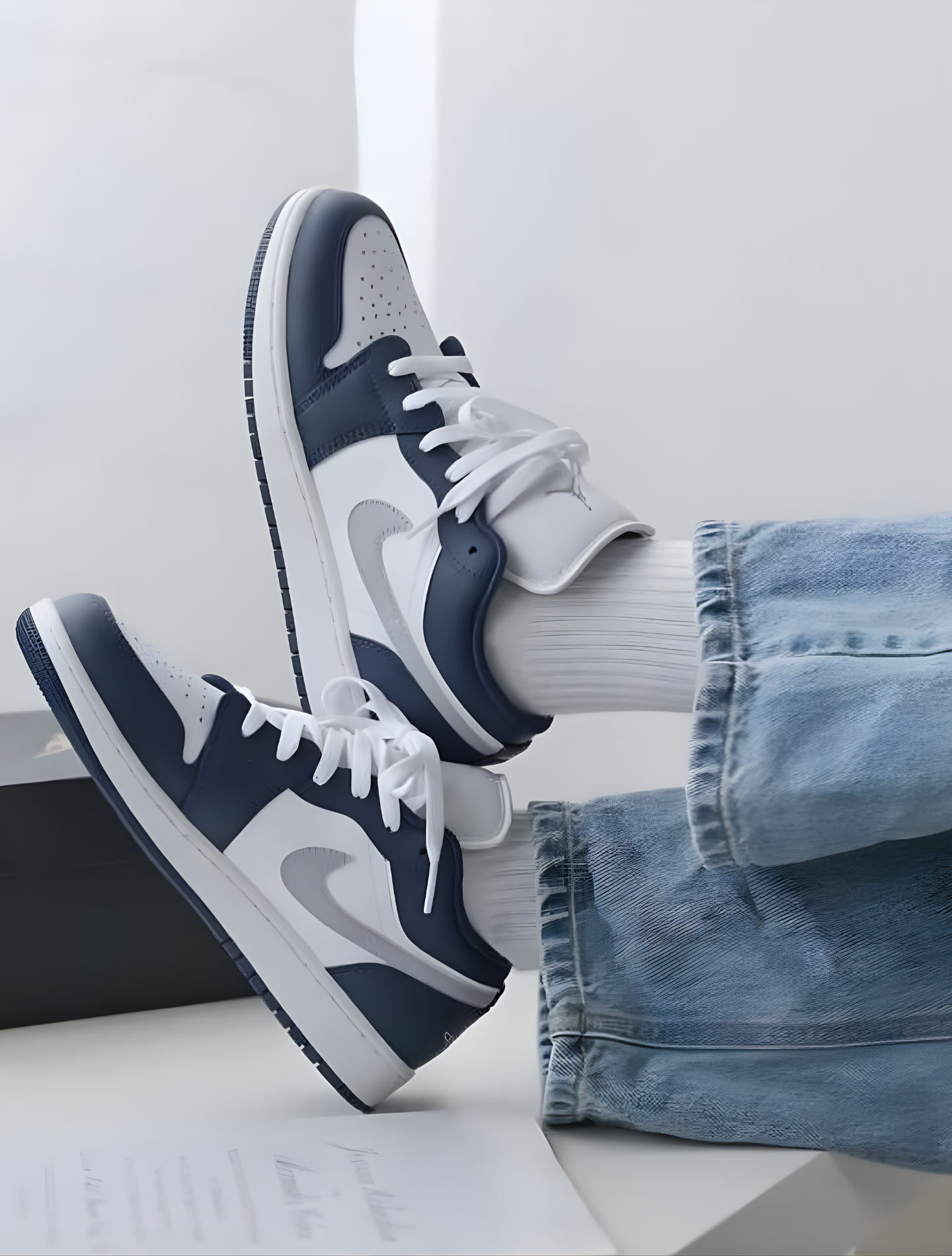 AIR JORDAN 1 LOW MIDNIGHT NAVY