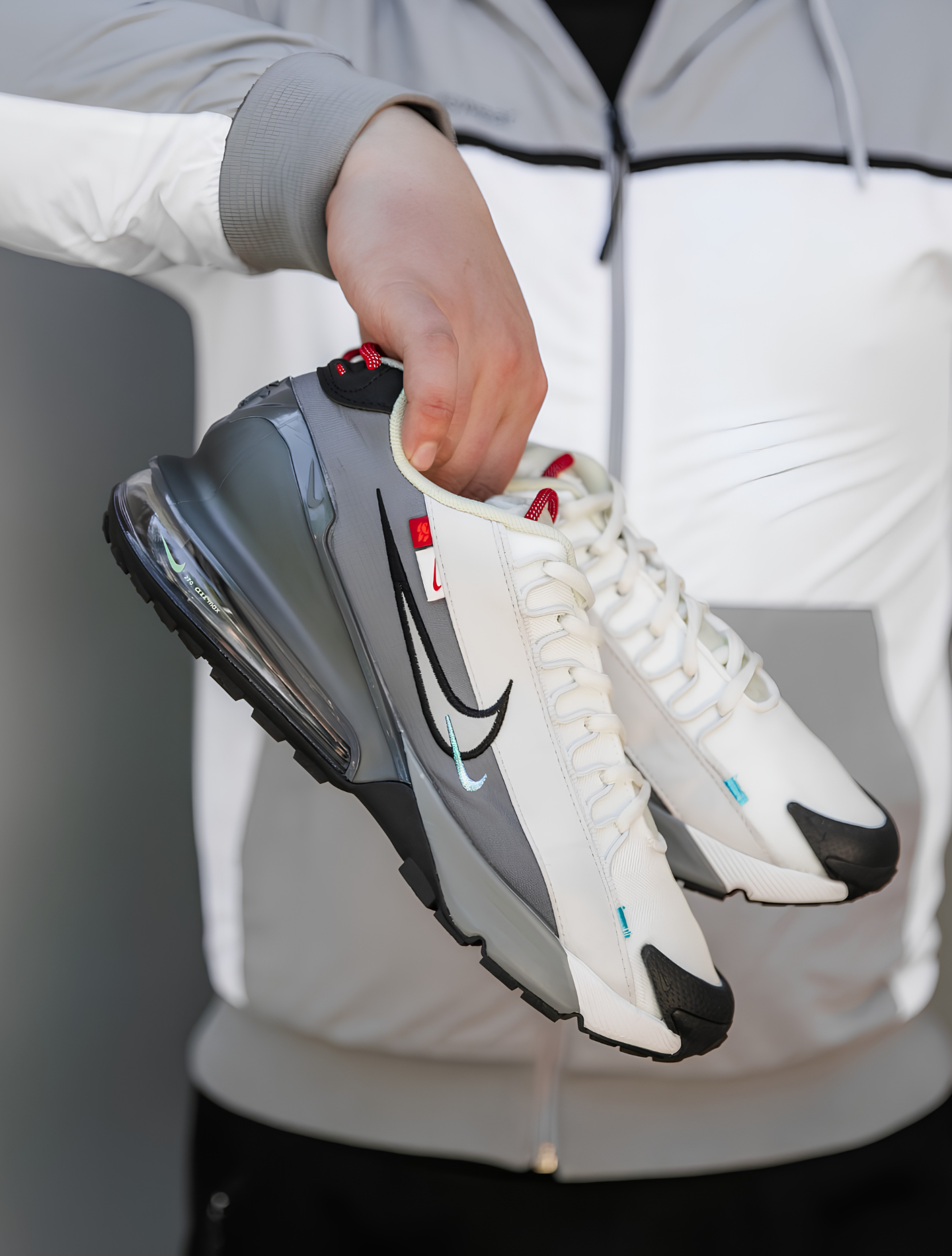 NIKE AIR MAX PULSE ROAM SUMMIT WHITE METALLIC SILVER