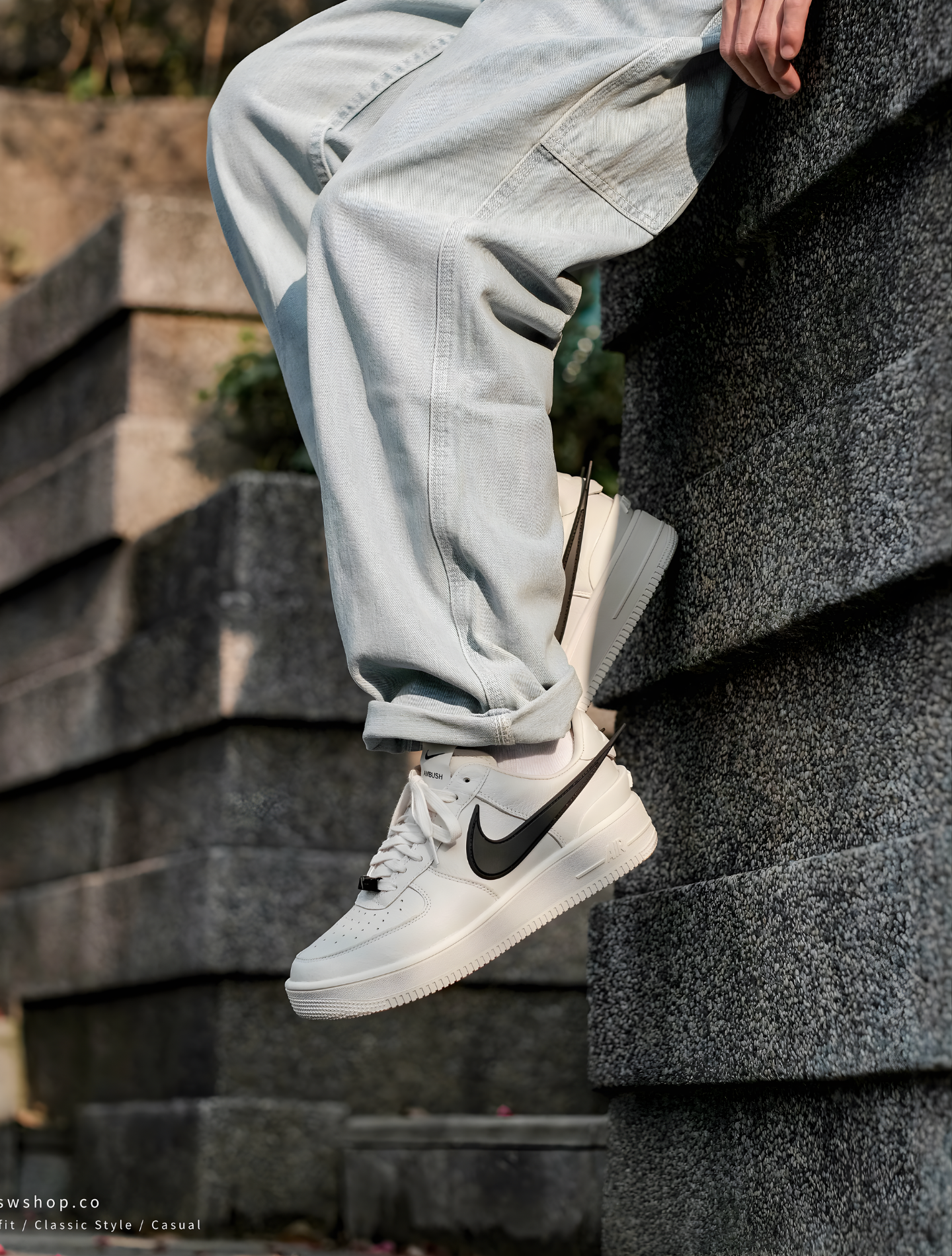 AIR FORCE 1 X AMBUSH PHANTOM