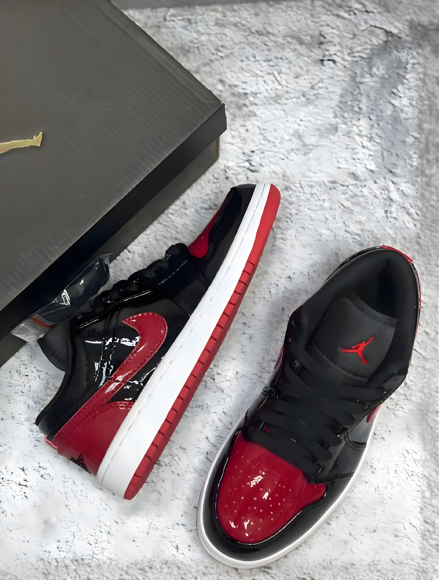 JORDAN 1 LOW PATENT BRED