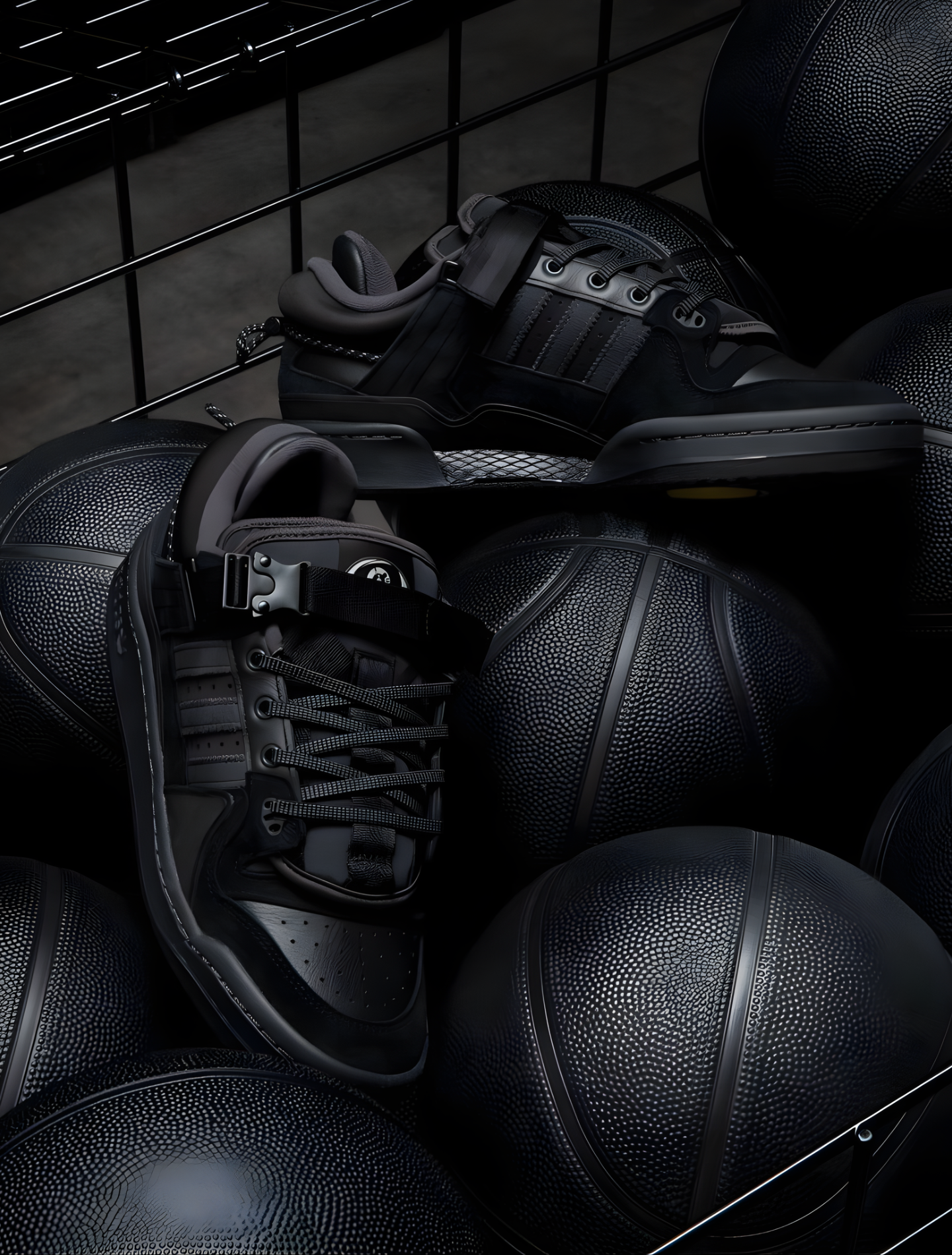 BAD BUNNY X ADIDAS FORUM 84 LOW ‘TRIPLE BLACK’
