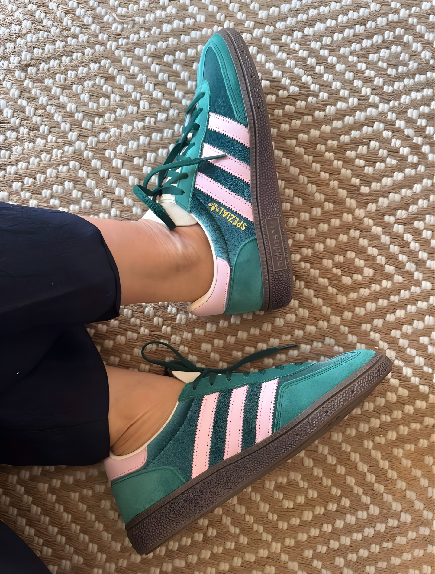 ADIDAS HANDBALL SPEZIAL GREEN PINK VELVET