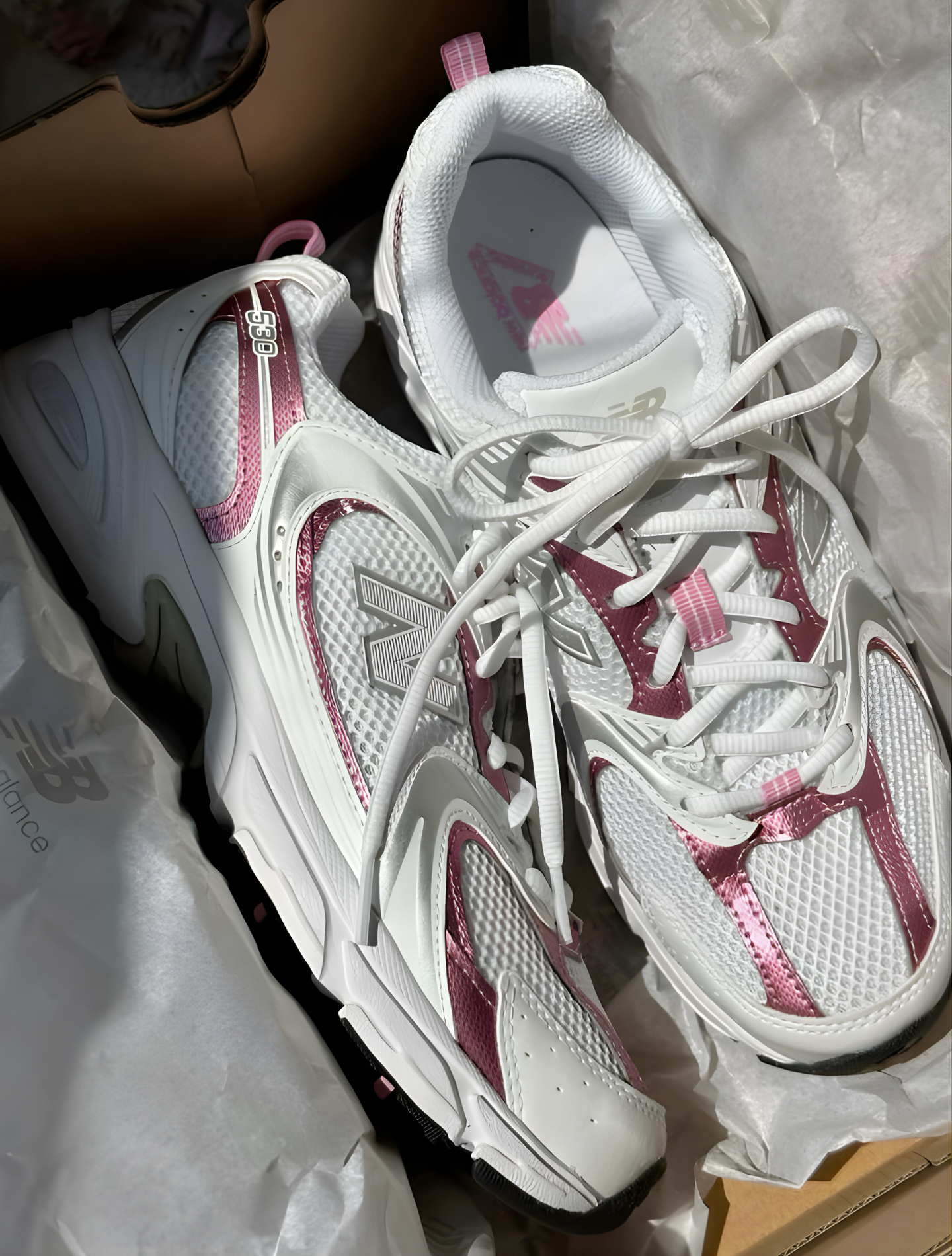 NEW BALANCE 530 WHITE PINK SUGAR