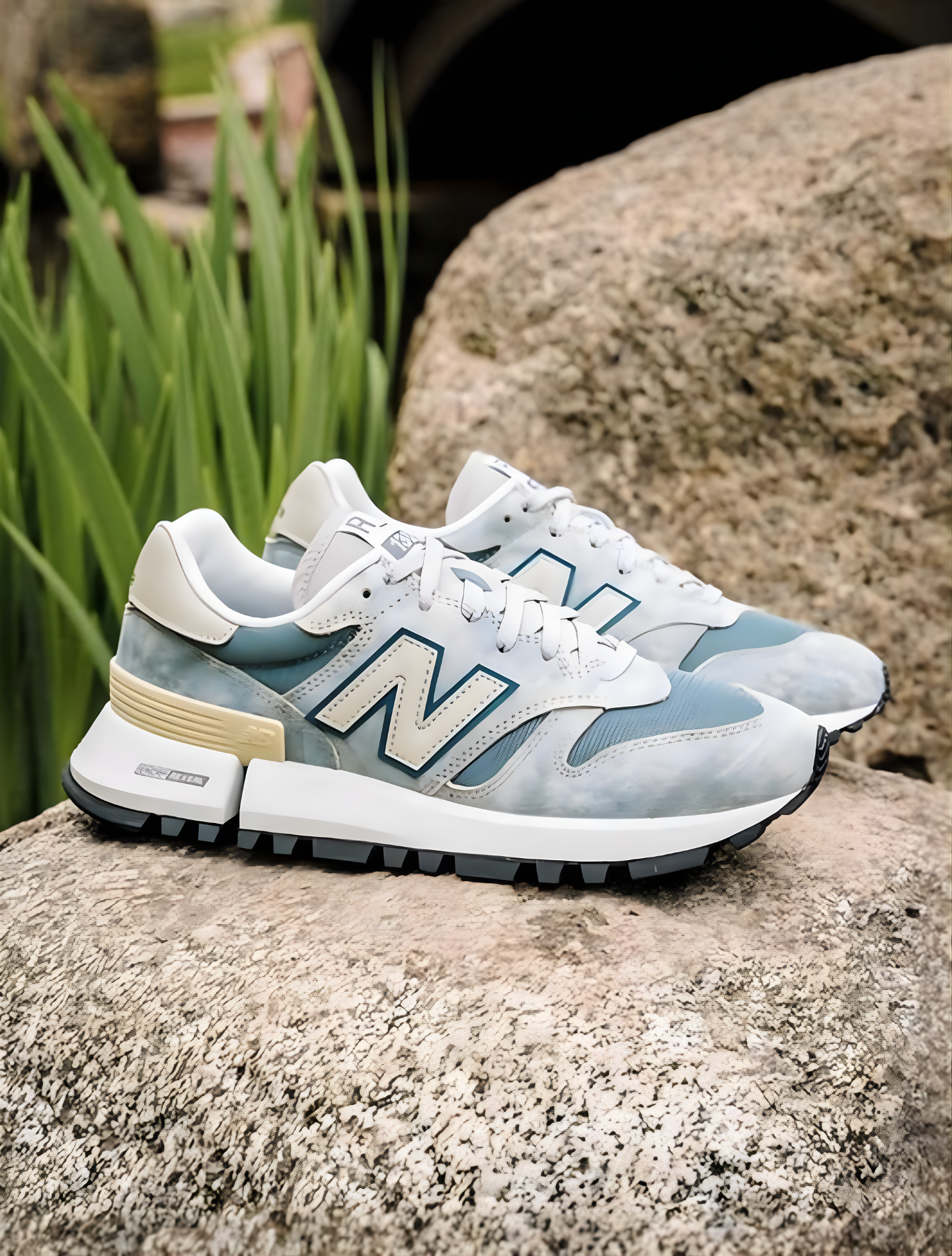 New Balance RC 1300