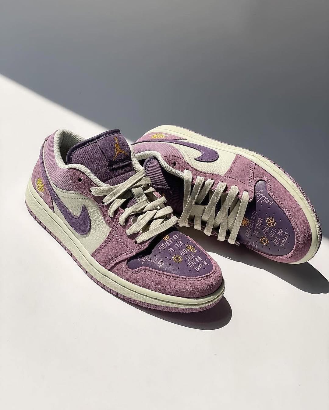 NIKE AIR JORDAN 1 LOW UNITY PURPLE