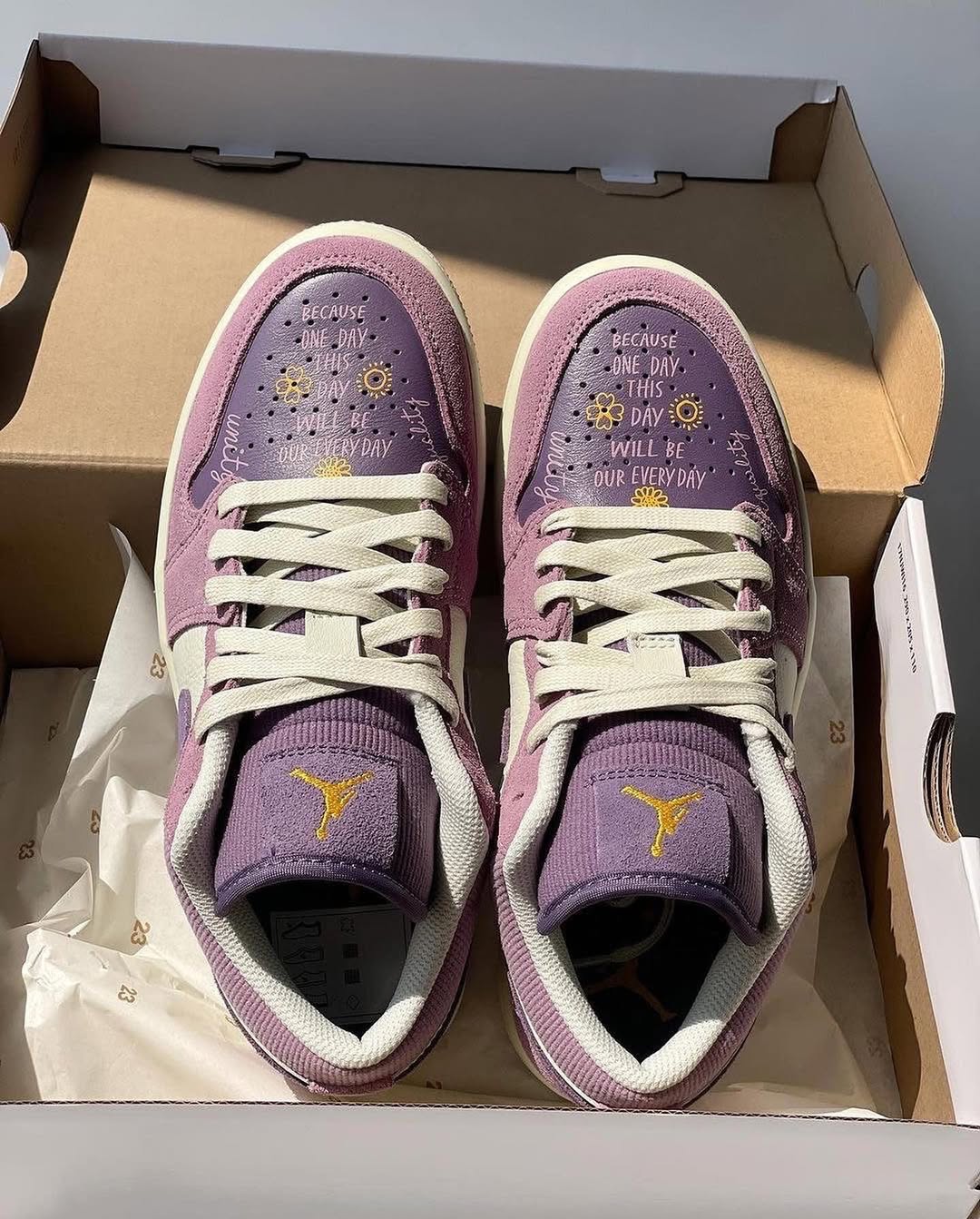 NIKE AIR JORDAN 1 LOW UNITY PURPLE