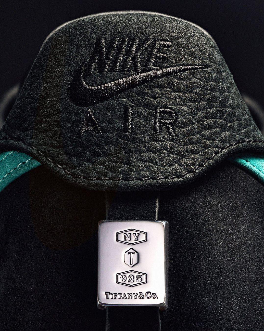 TIFFANY & CO. X NIKE AIR FORCE 1 LOW