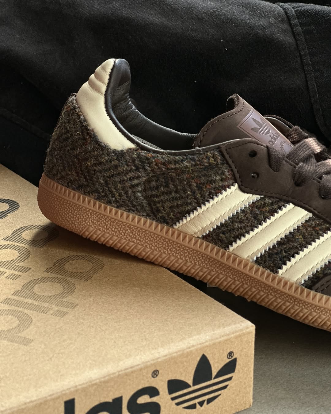 SAMBA OG DARK BROWN TWEED