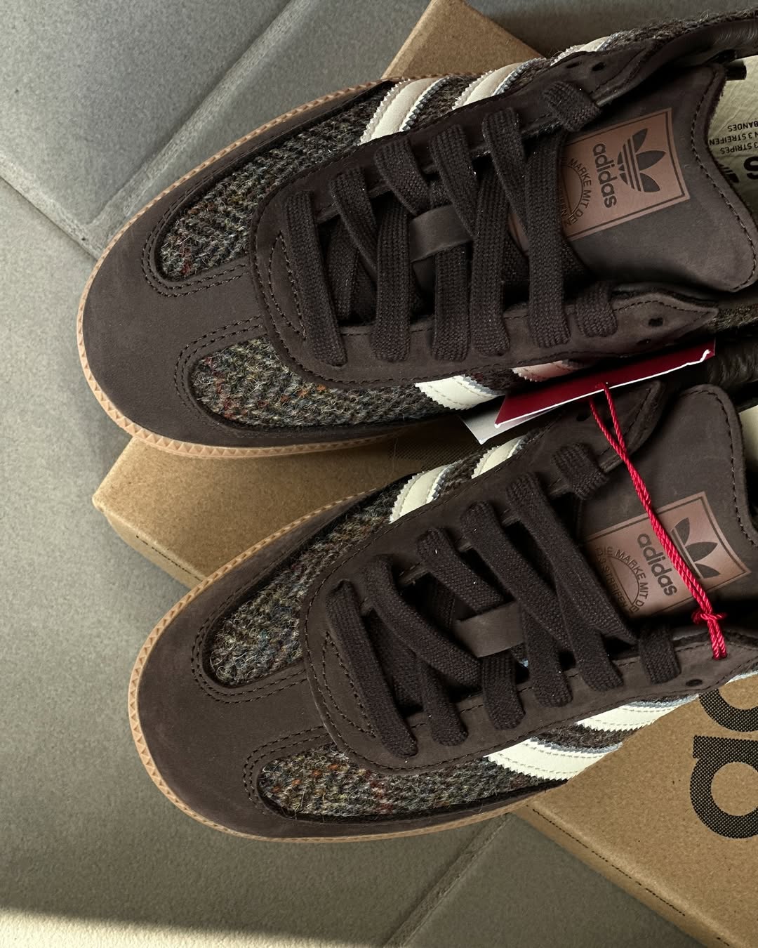 SAMBA OG DARK BROWN TWEED
