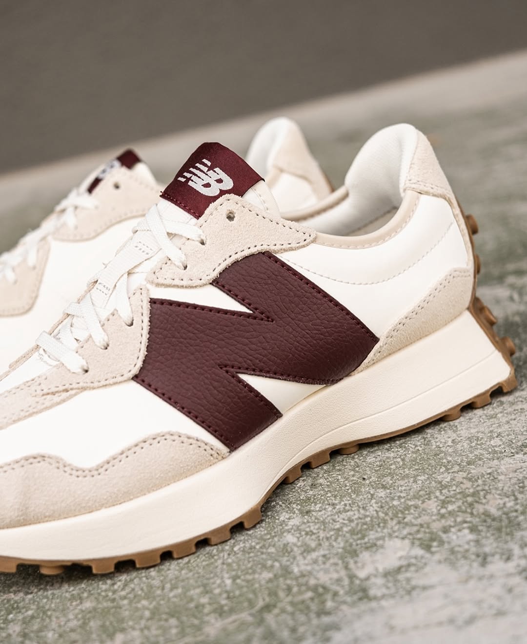 NEW BALANCE 327
