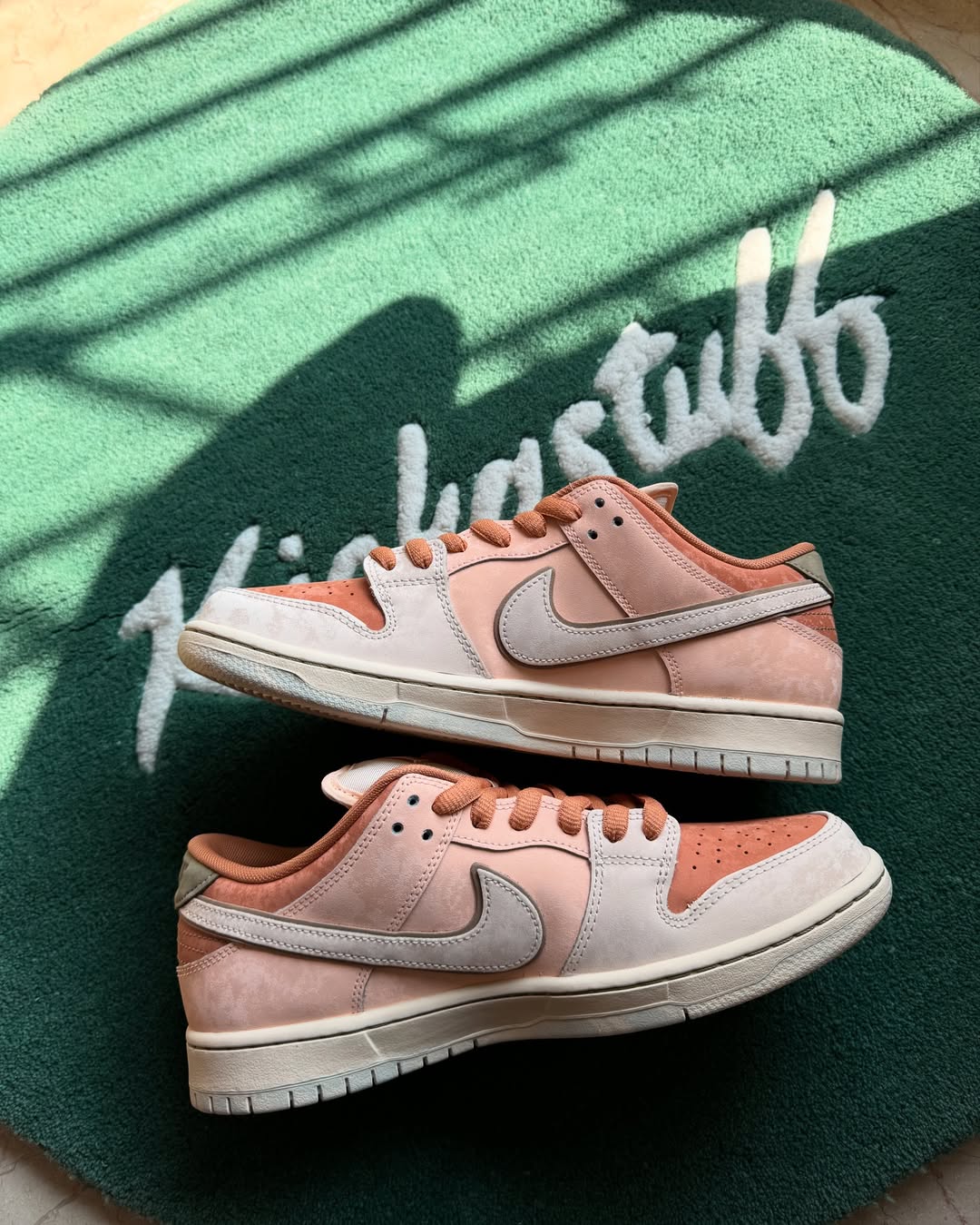 NIKE SB DUNK LOW TROCADÉRO GARDENS