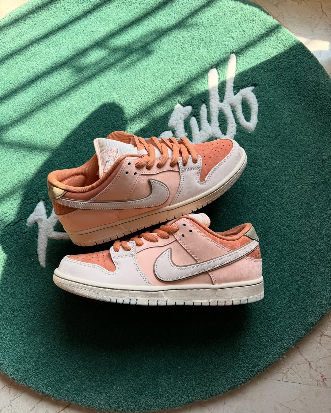 NIKE SB DUNK LOW TROCADÉRO GARDENS