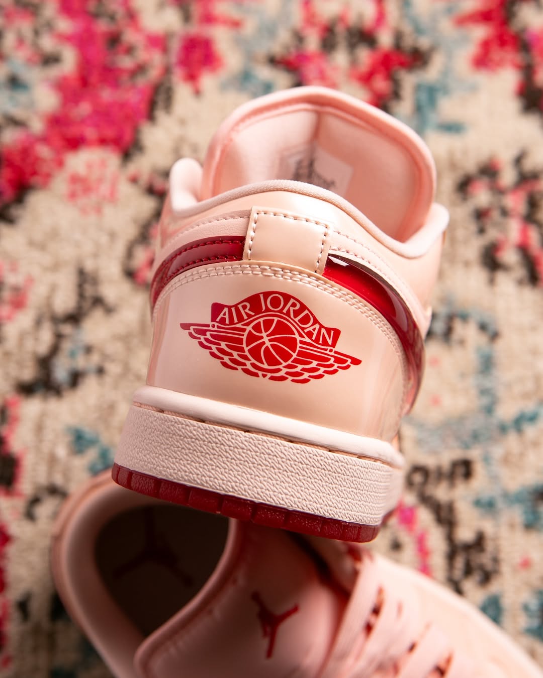 NIKE AIR JORDAN 1 LOW PATENT VALENTINE'S DAY