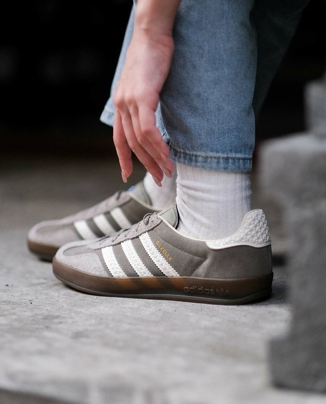 ADIDAS GAZELLE INDOOR DARK GREY WHITE