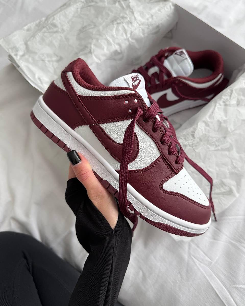 NIKE DUNK LOW BORDEAUX