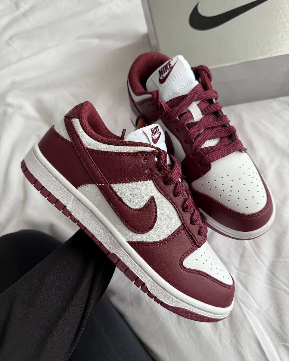 NIKE DUNK LOW BORDEAUX