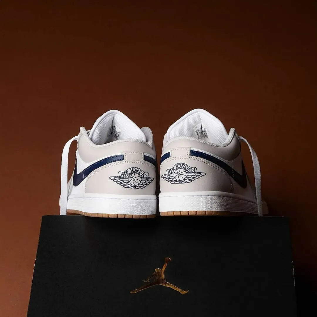NIKE AIR JORDAN 1 LOW MIDNIGHT NAVY